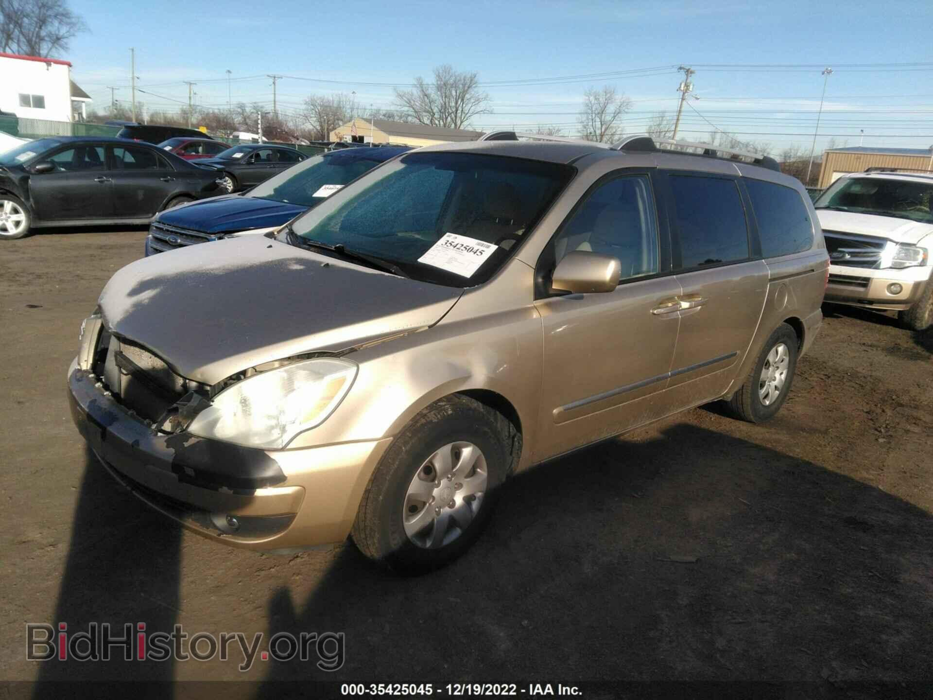 2007 HYUNDAI ENTOURAGE - VIN: KNDMC233476043533 - Фото 2