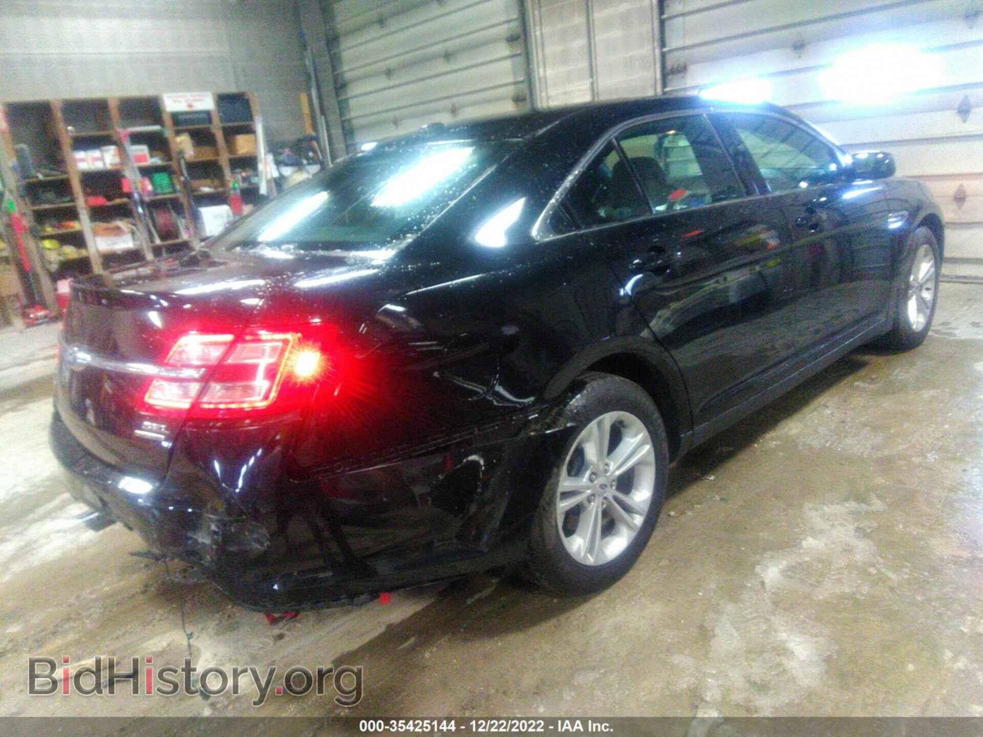 2017 FORD TAURUS - VIN: 1FAHP2E84HG112415 - Фото 4
