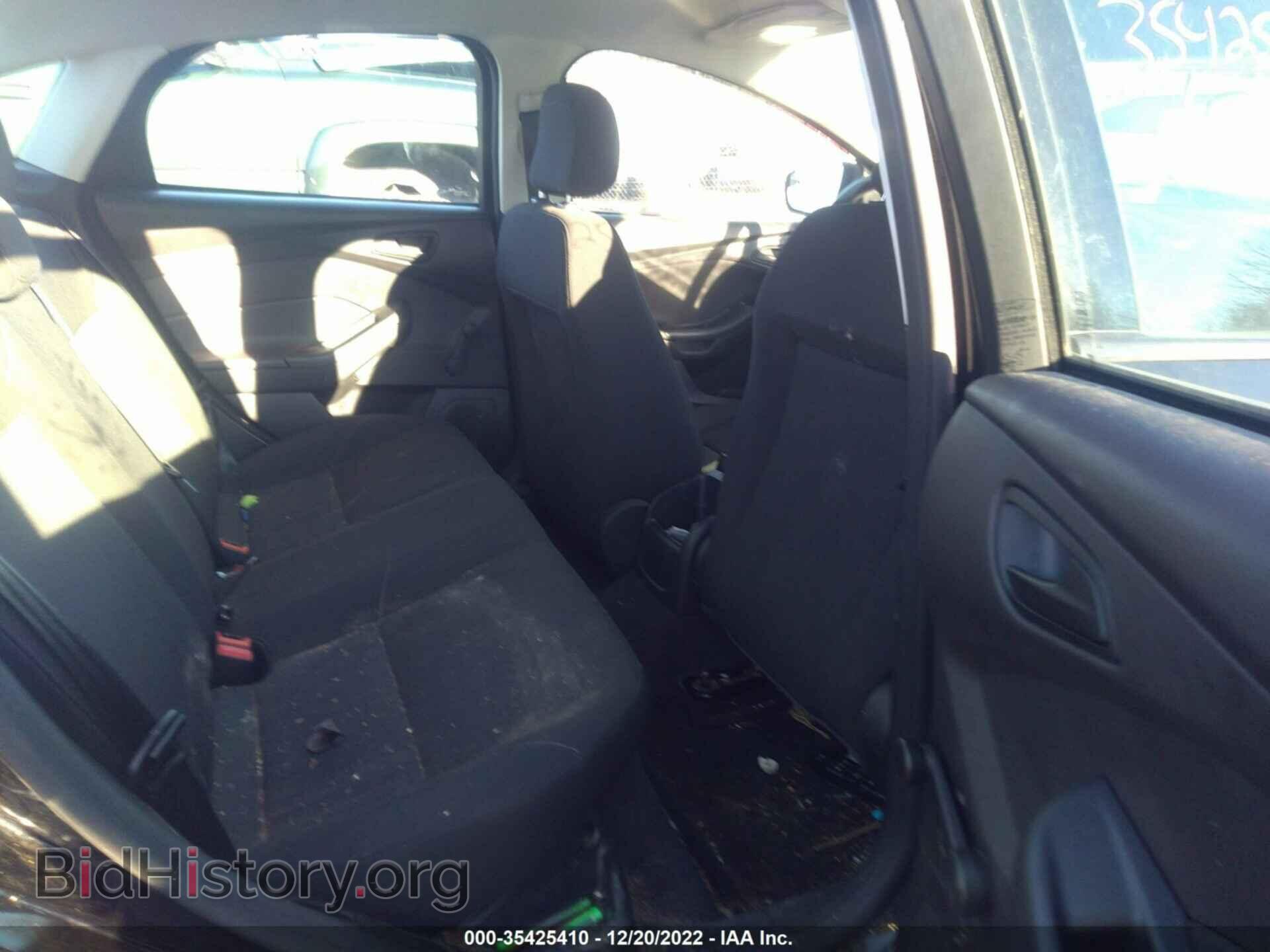2016 FORD FOCUS - VIN: 1FADP3E29GL401196 - Фото 8