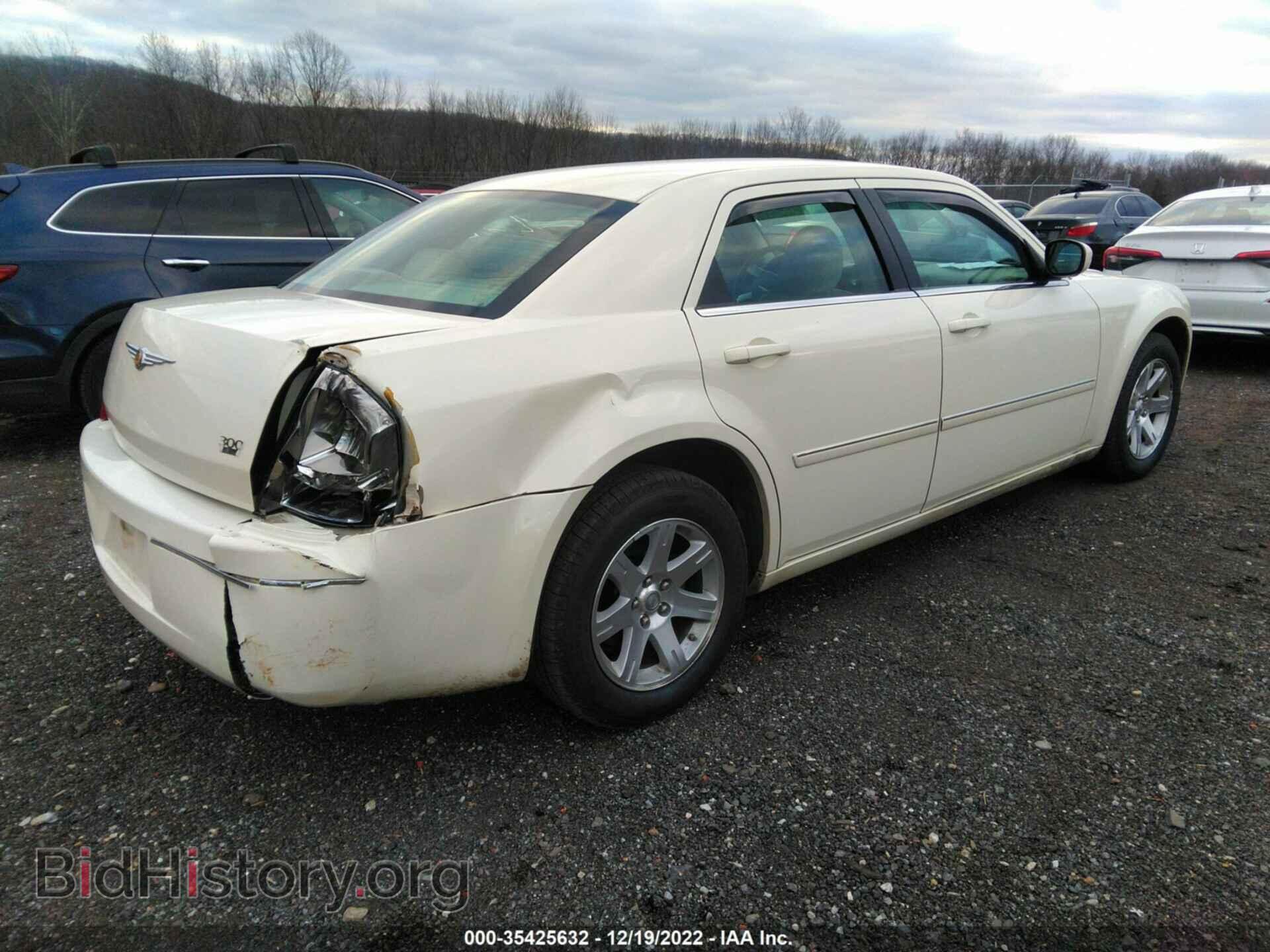 2007 CHRYSLER 300 - VIN: 2C3KA53G27H832574 - Фото 4