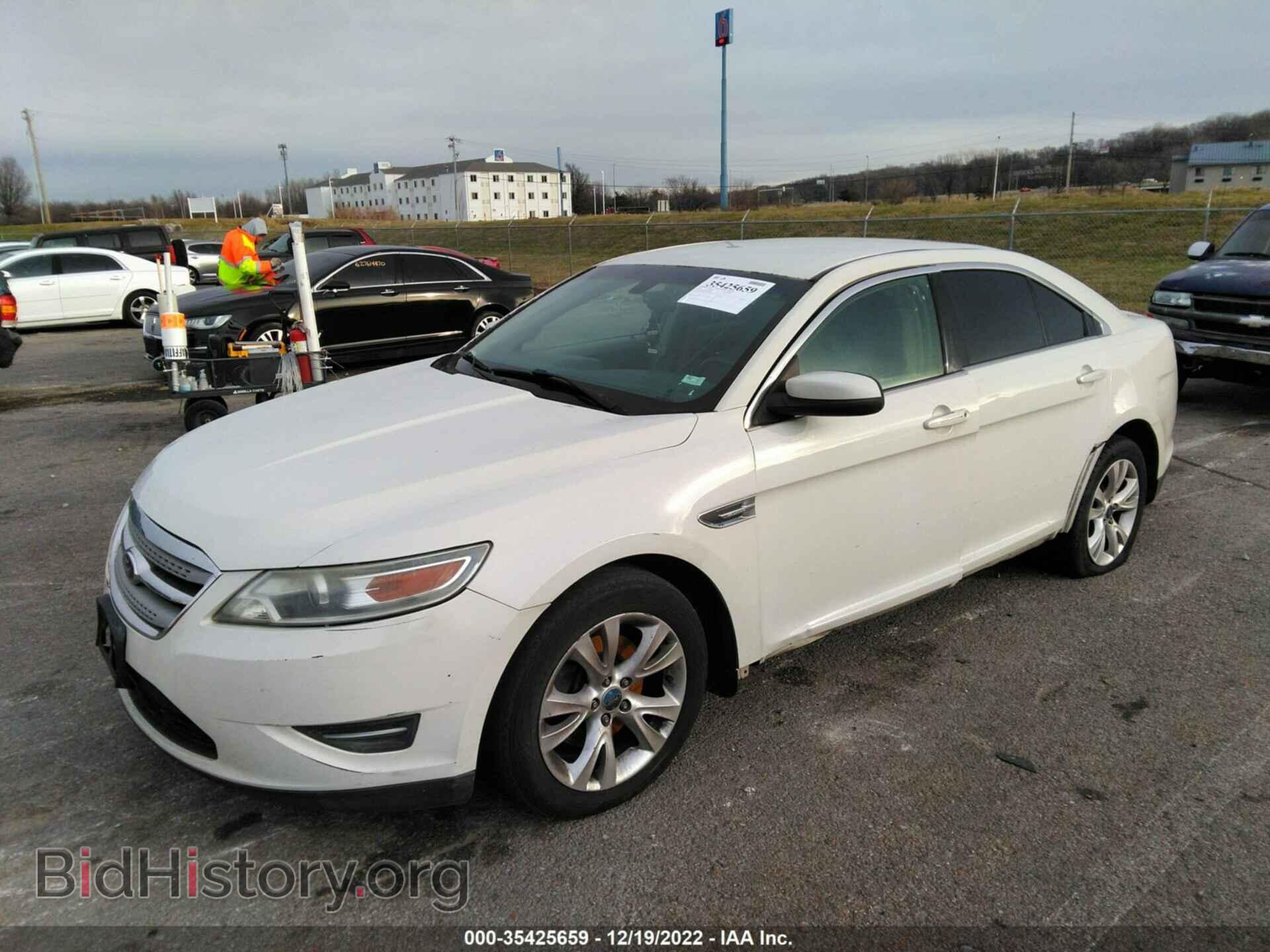 2011 FORD TAURUS - VIN: 1FAHP2EW5BG180762 - Фото 2