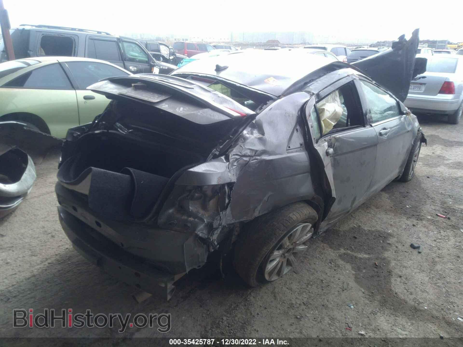 2013 CHRYSLER 200 - VIN: 1C3CCBBB1DN569824 - Фото 4