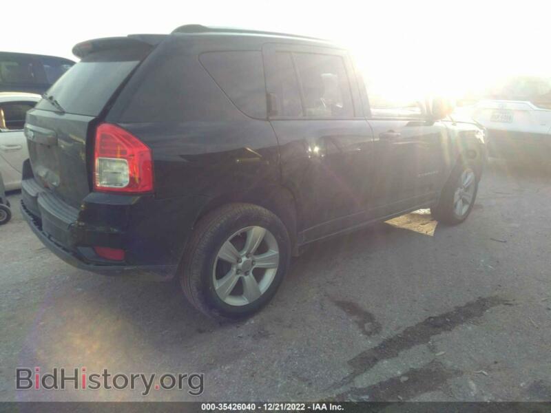 2012 Jeep COMPASS (VIN 1C4NJCBA0CD573780) — фото 4 из 11