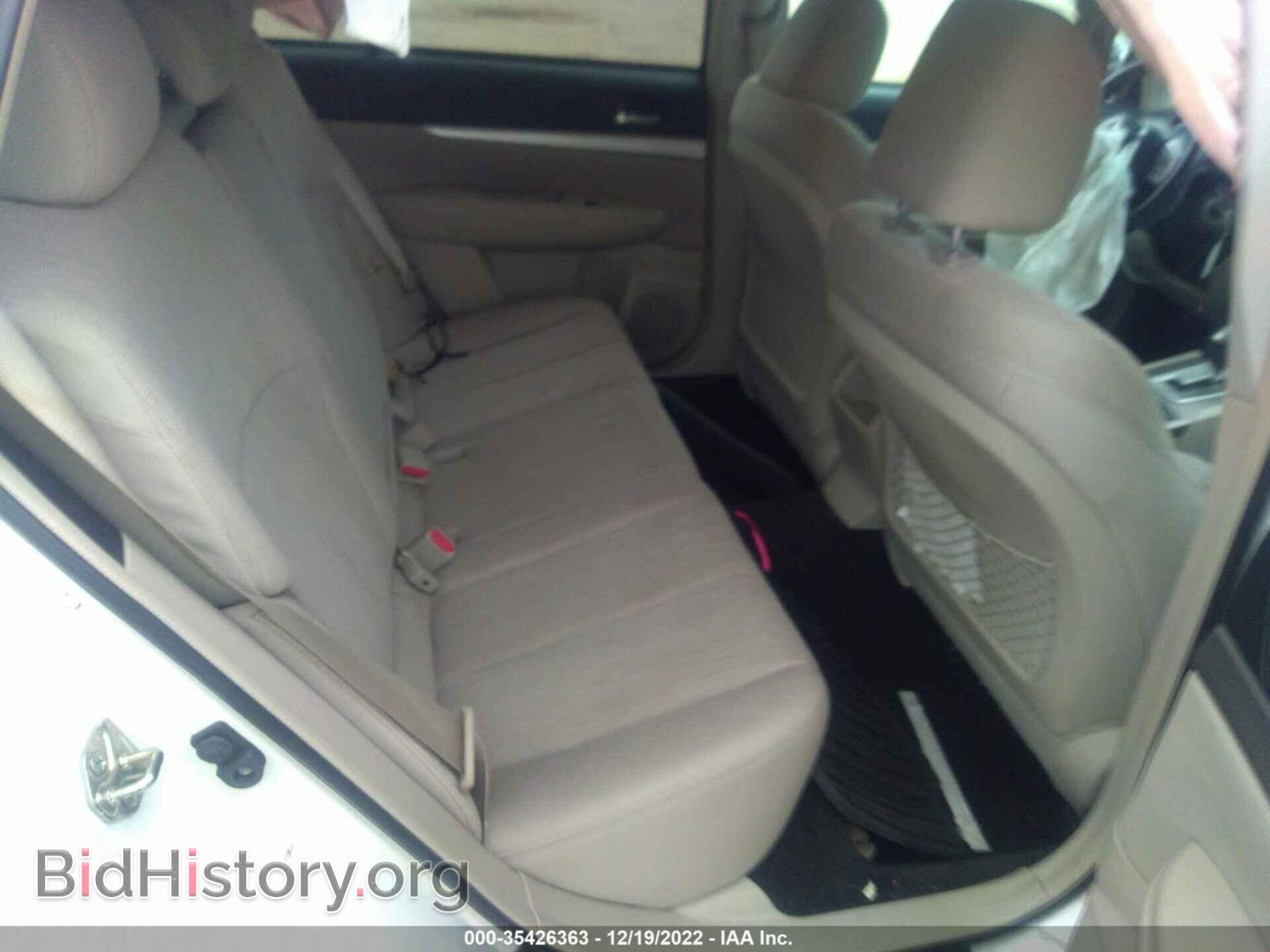 2014 SUBARU OUTBACK - VIN: 4S4BRCDC8E3223733 - Фото 8
