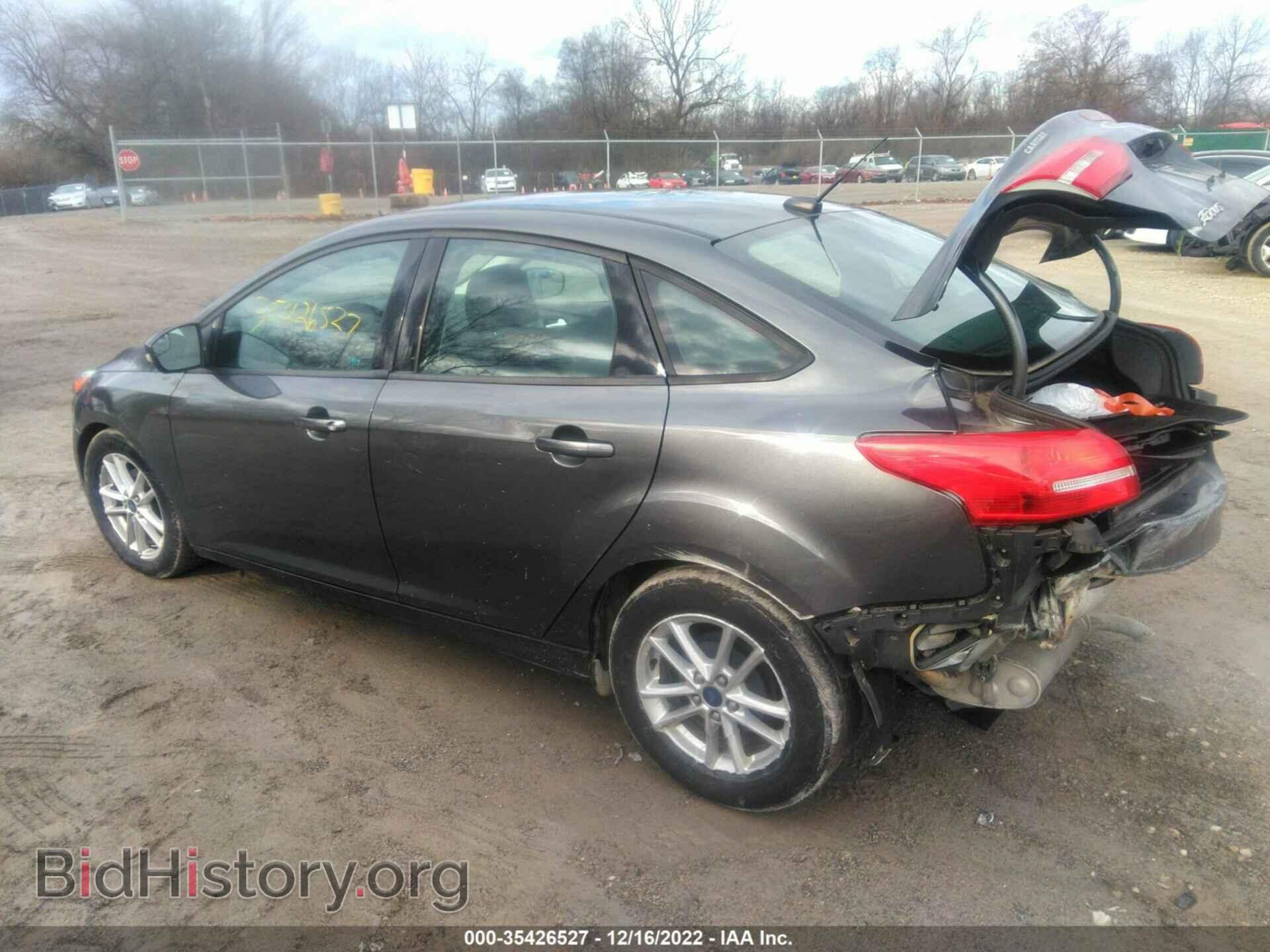 2017 FORD FOCUS - VIN: 1FADP3F21HL203695 - Фото 3