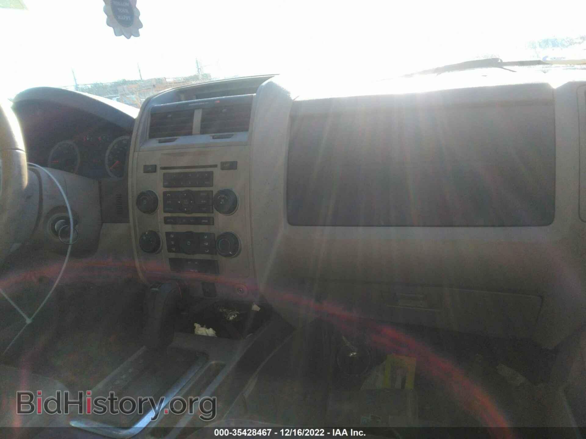 2011 FORD ESCAPE - VIN: 1FMCU0D7XBKB66893 - Фото 5