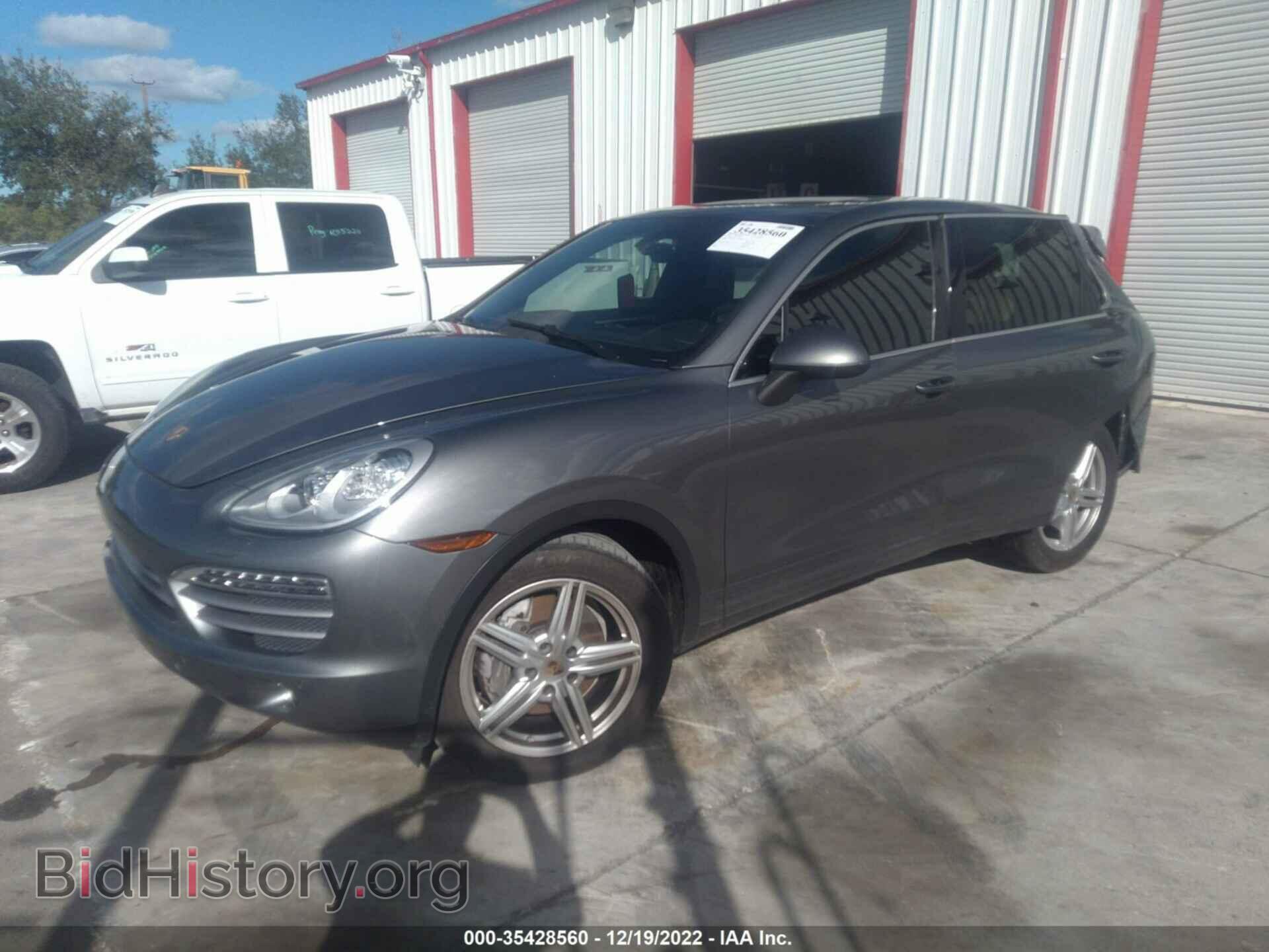 2014 PORSCHE CAYENNE - VIN: WP1AA2A21ELA93466 - Фото 2