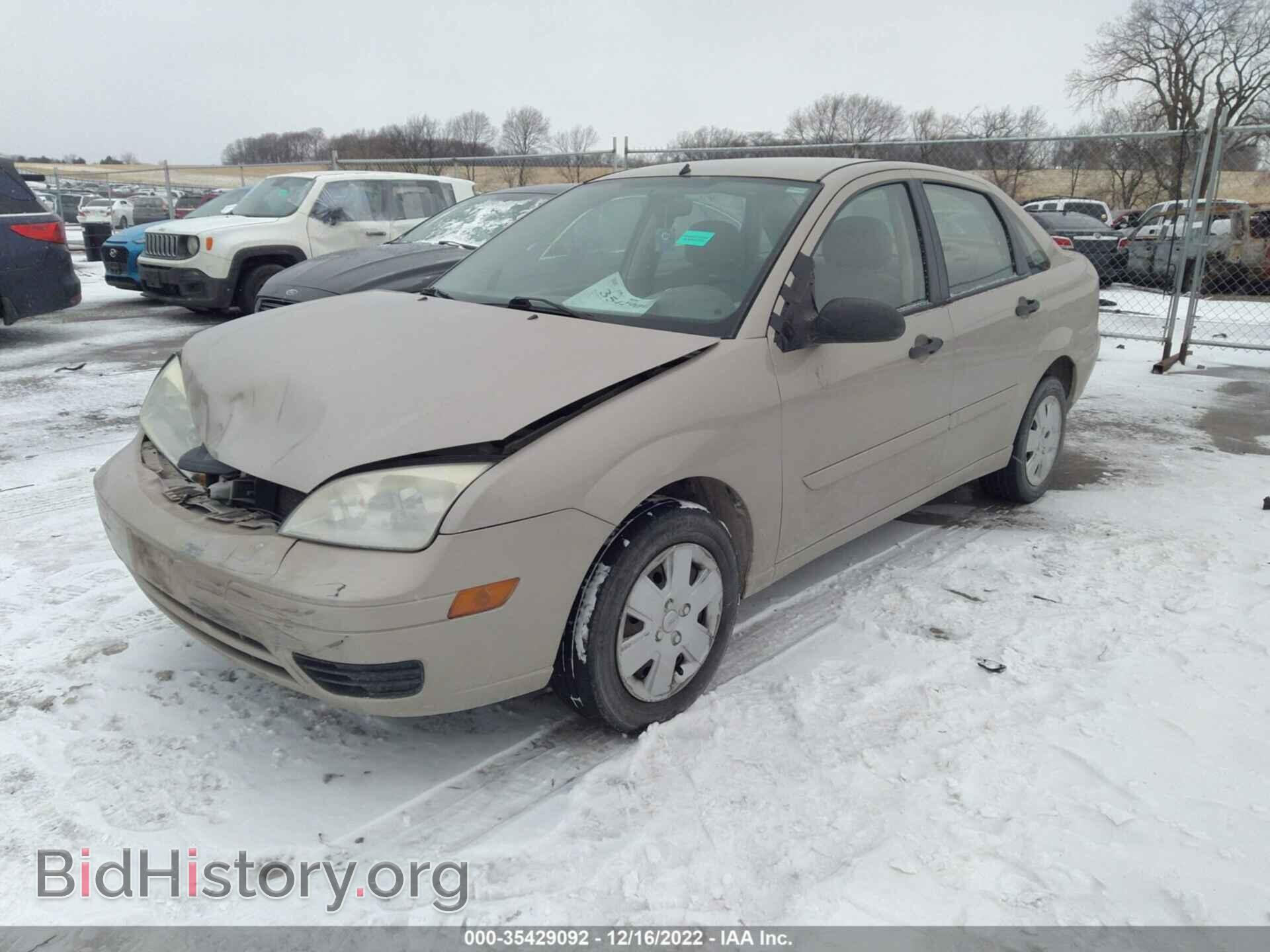 2007 FORD FOCUS - VIN: 1FAFP34N37W155488 - Фото 2