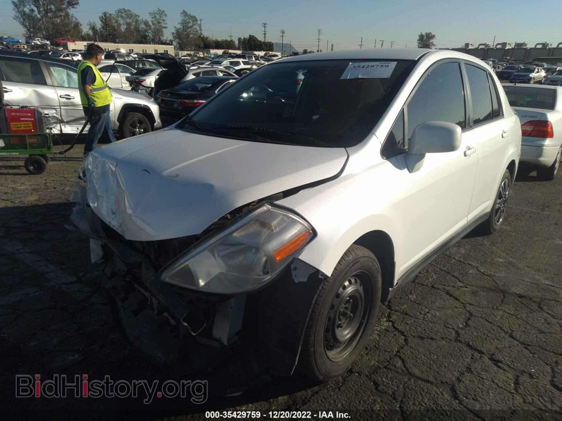 2011 NISSAN VERSA - VIN: 3N1BC1AP1BL445082 - Фото 2