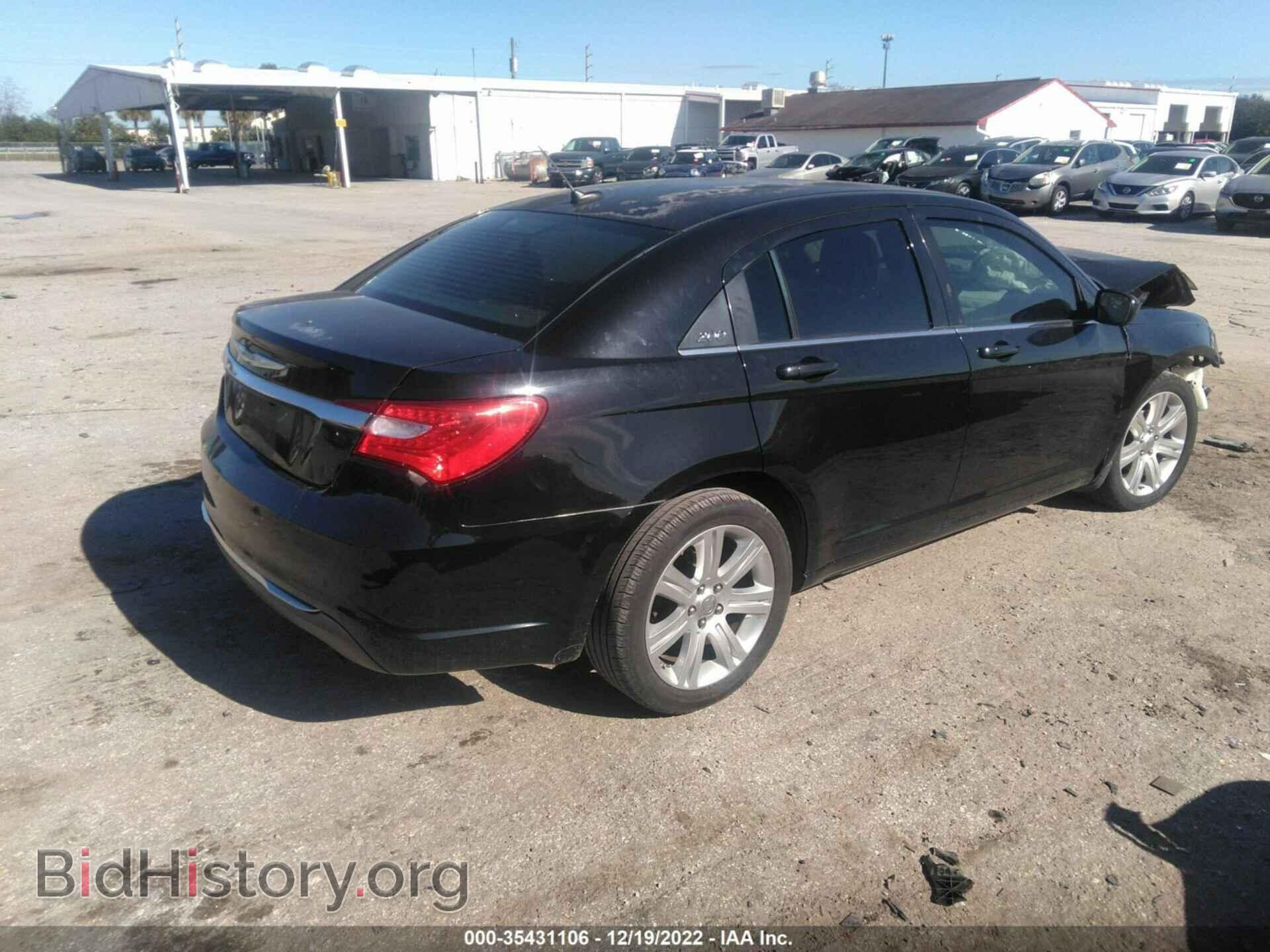 2013 CHRYSLER 200 - VIN: 1C3CCBBB6DN577076 - Photo 4