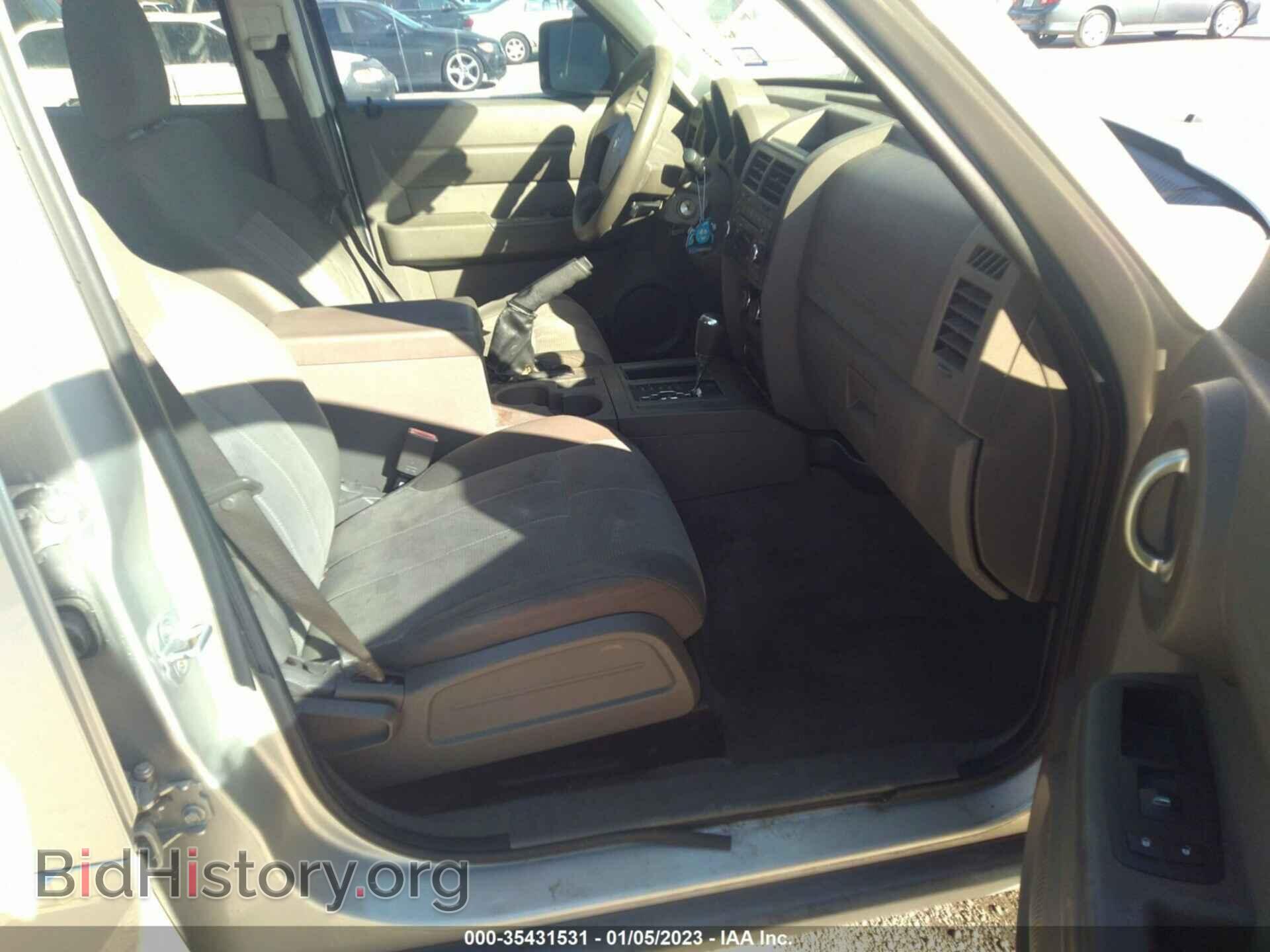 2008 DODGE NITRO - VIN: 1D8GT28K28W181605 - Photo 5