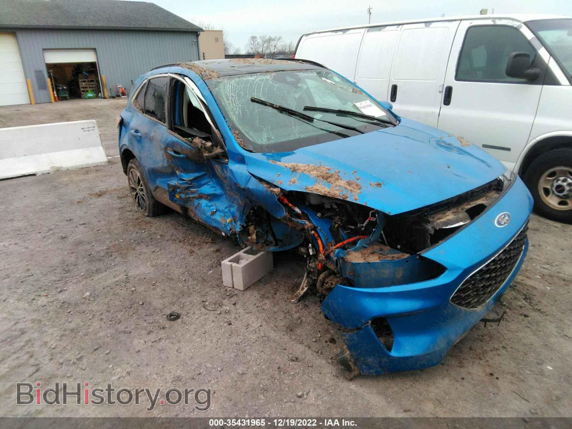 Photo 1FMCU0KZ3LUA86359 - FORD ESCAPE 2020