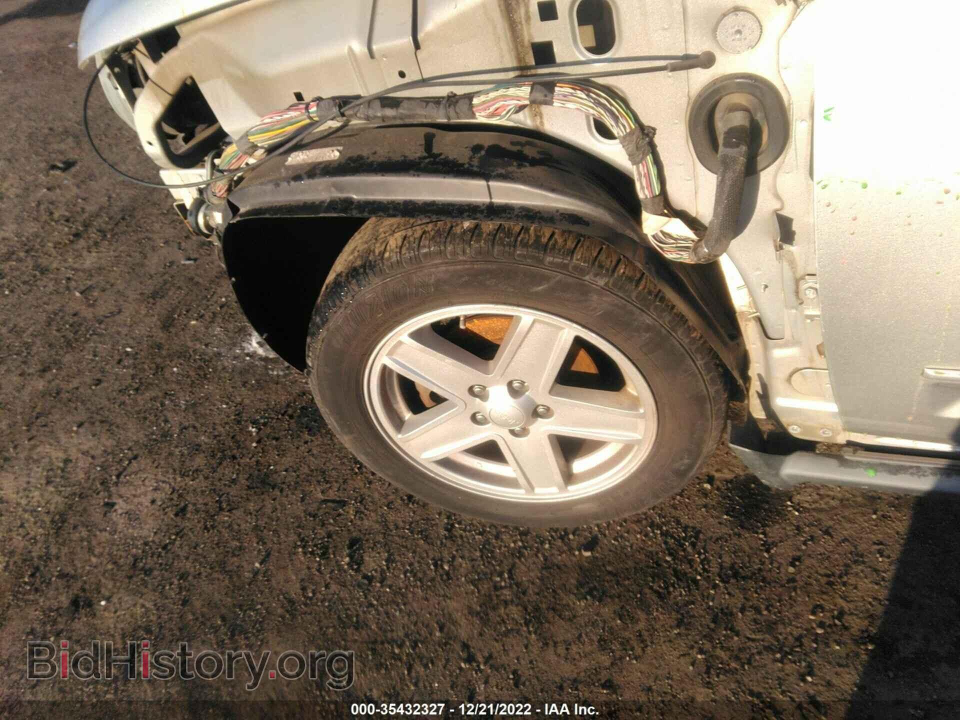 2010 JEEP COMPASS - VIN: 1J4NF4FB3AD591420 - Фото 13