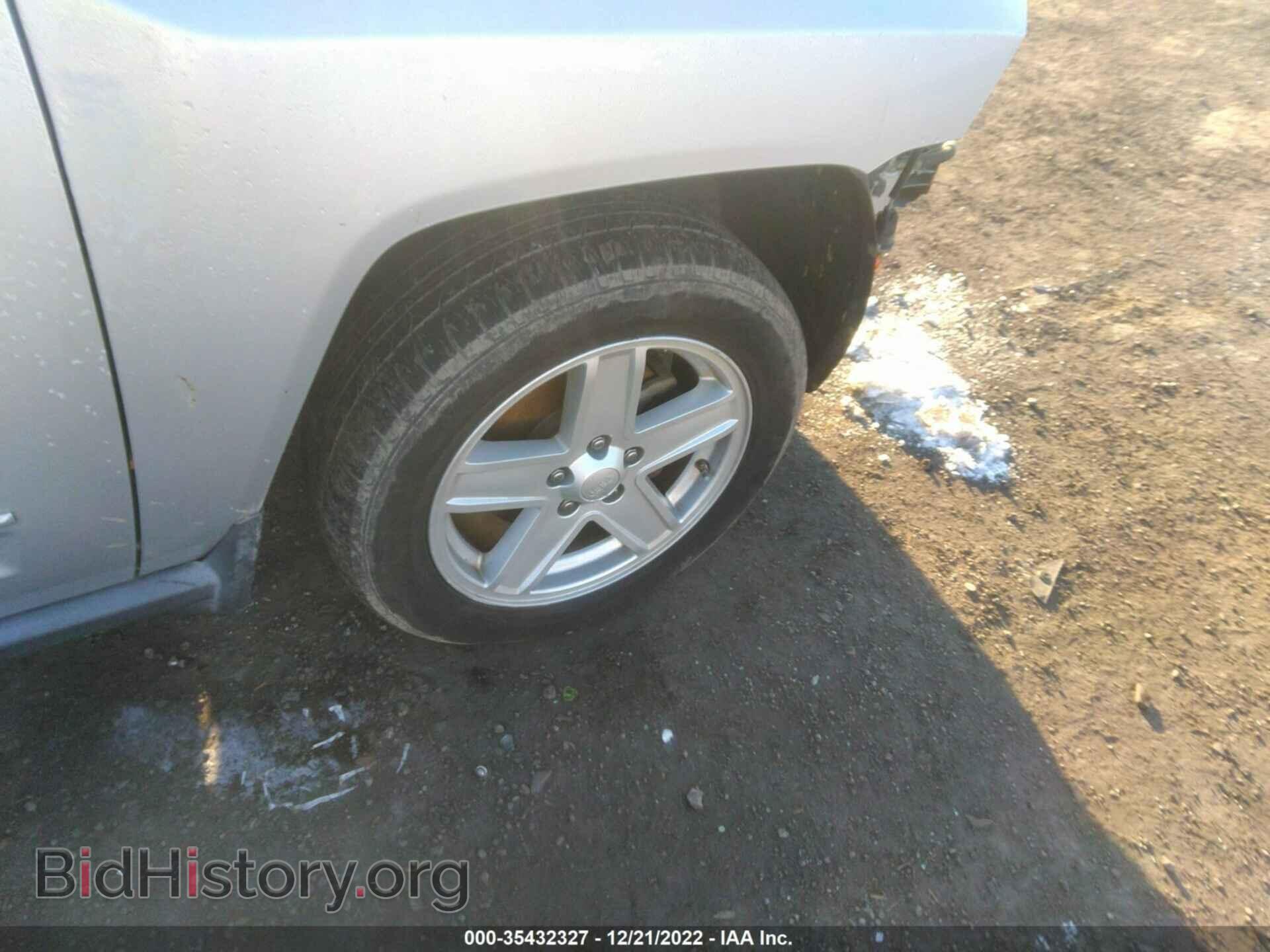 2010 JEEP COMPASS - VIN: 1J4NF4FB3AD591420 - Фото 15