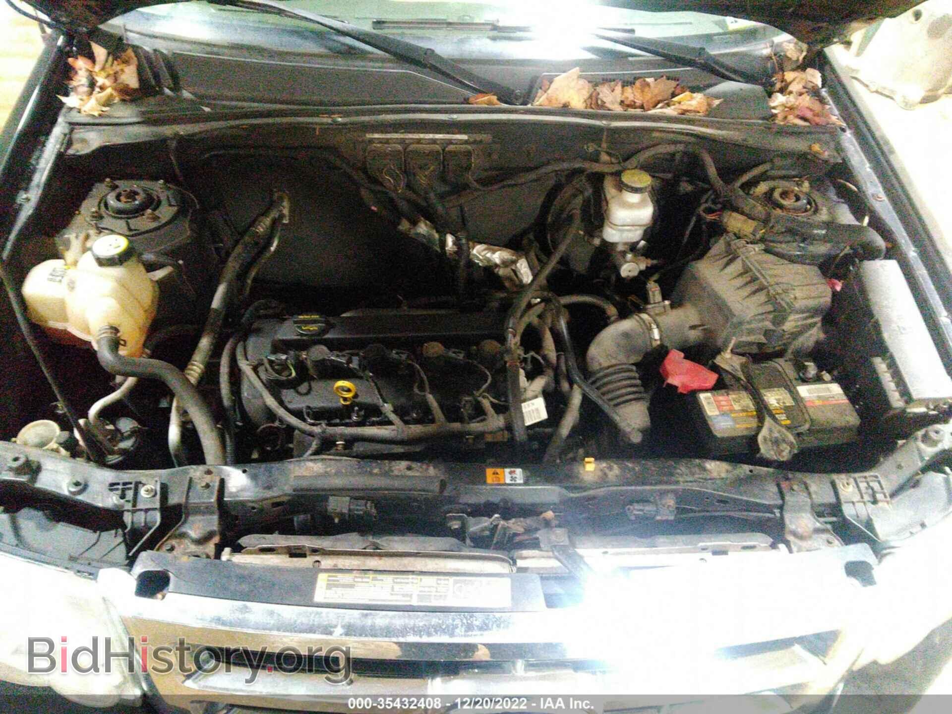 2011 FORD ESCAPE - VIN: 1FMCU0C72BKB52021 - Photo 10