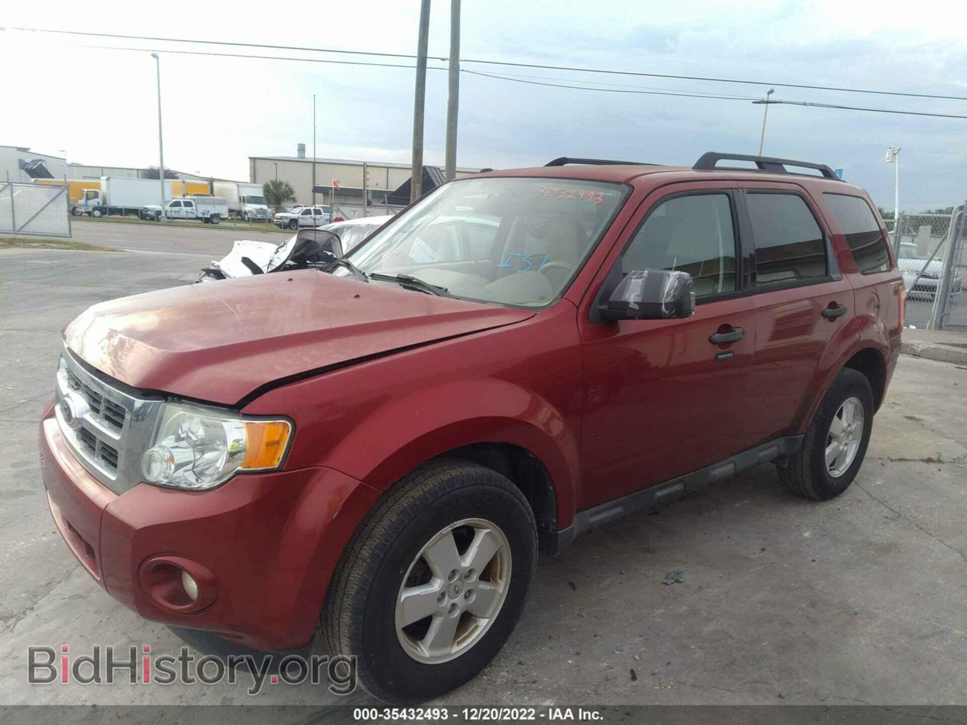 2012 FORD ESCAPE - VIN: 1FMCU0D71CKC37383 - Фото 2