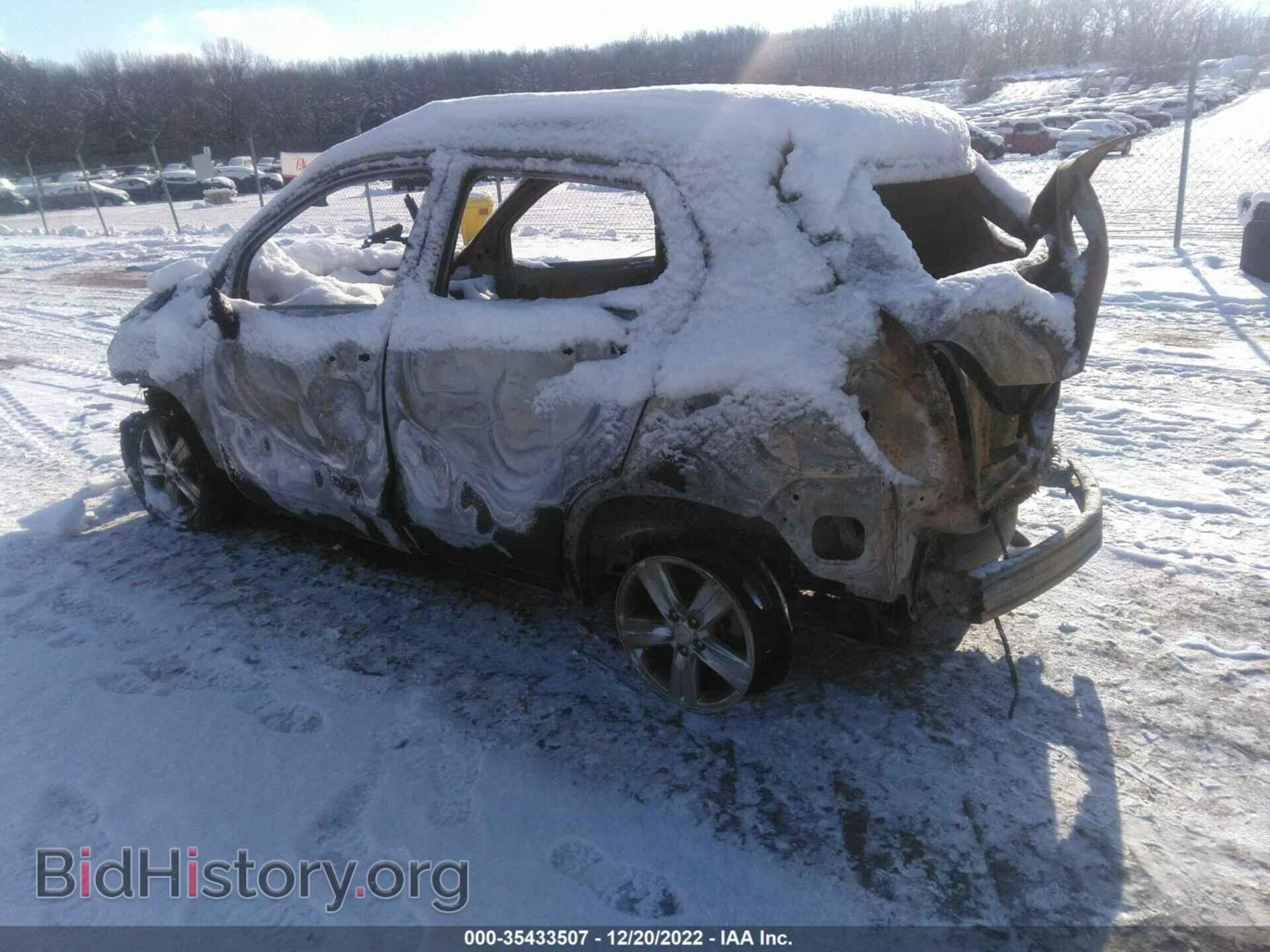2019 CHEVROLET TRAX - VIN: 3GNCJPSB3KL243803 - Photo 3