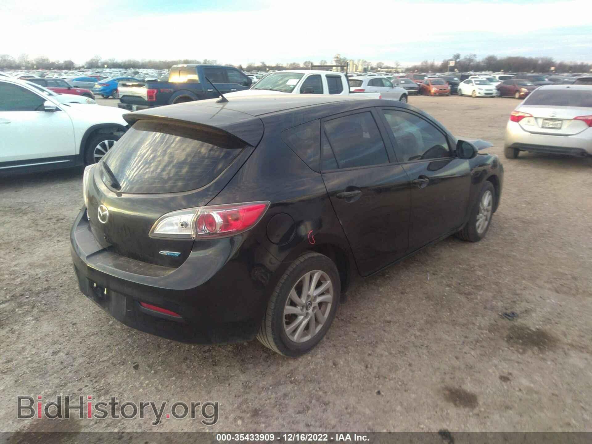 2013 MAZDA MAZDA3 - VIN: JM1BL1L78D1815951 - Фото 4