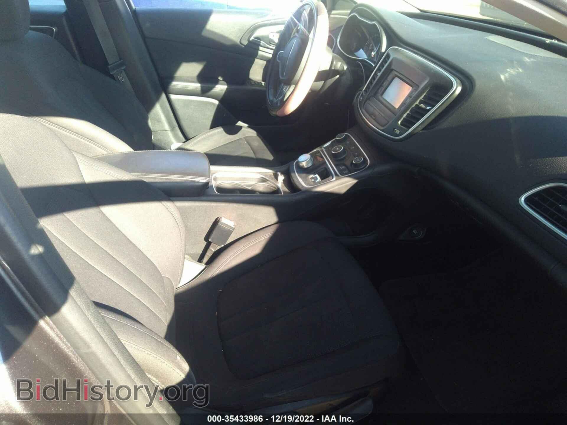 2015 CHRYSLER 200 - VIN: 1C3CCCAB5FN708511 - Фото 5