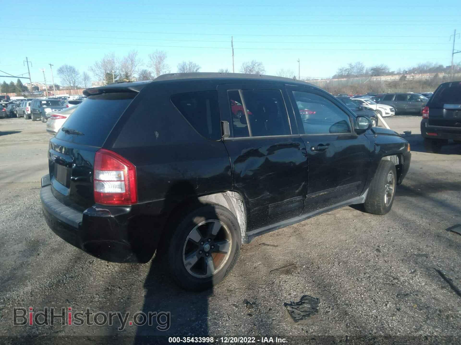 2010 JEEP COMPASS - VIN: 1J4NF4FB1AD556018 - Фото 4