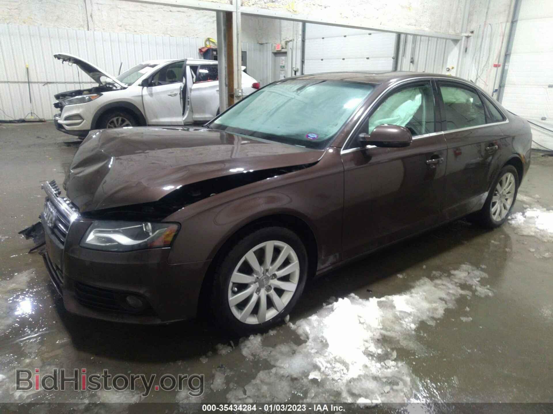 2011 AUDI A4 - VIN: WAUFFAFLXBA065643 - Фото 2