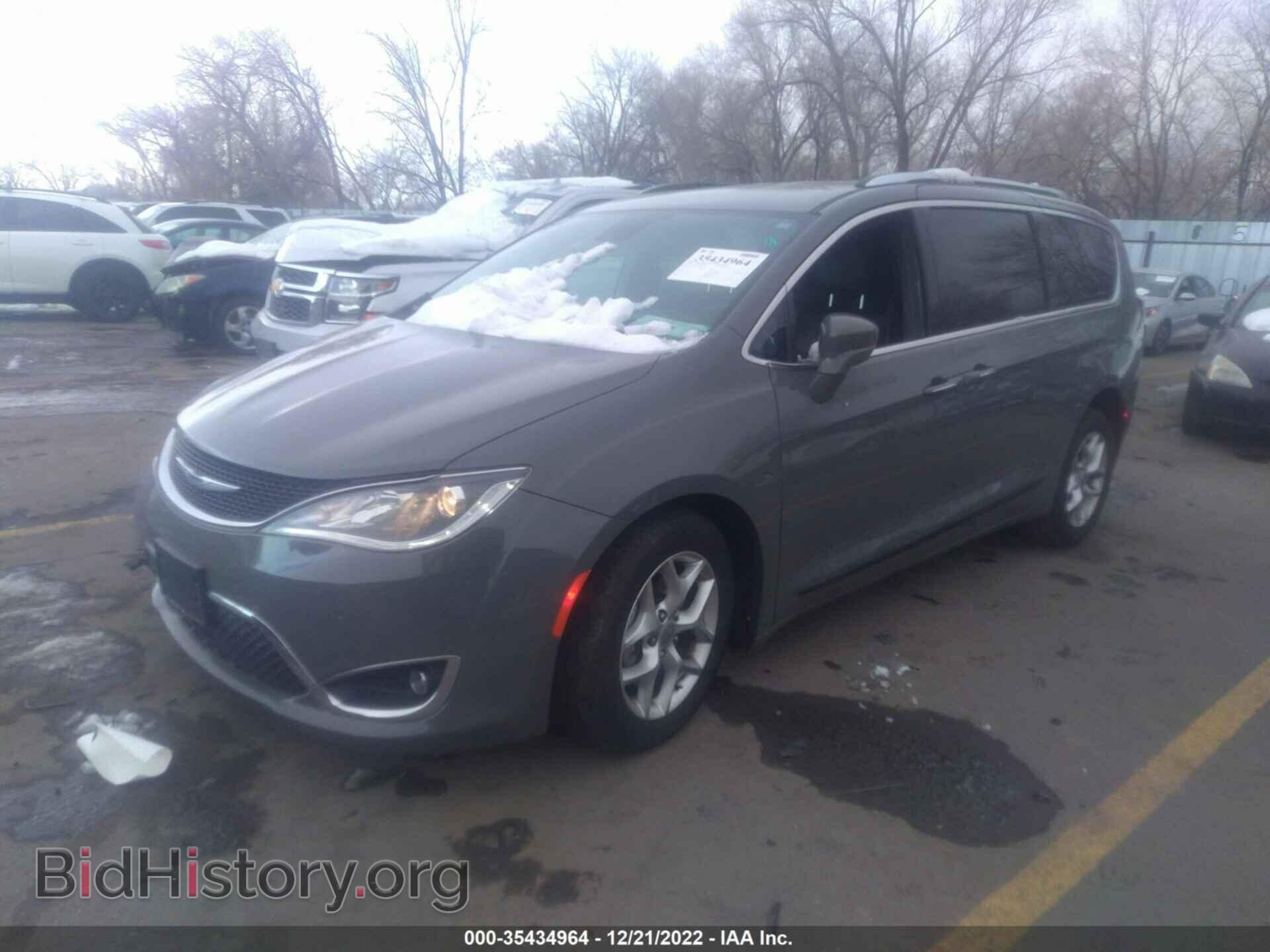 2020 CHRYSLER PACIFICA - VIN: 2C4RC1BG4LR138200 - Photo 2