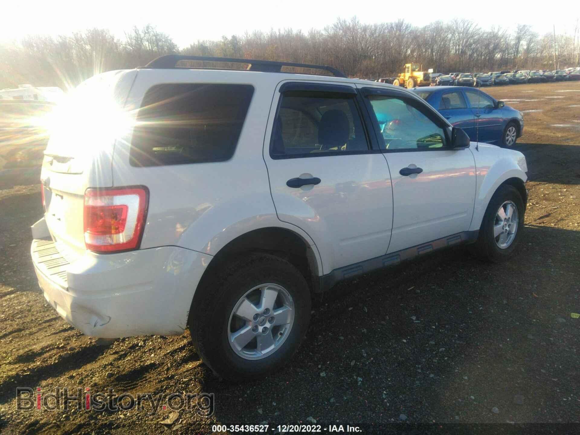 2011 FORD ESCAPE - VIN: 1FMCU0D79BKB43234 - Фото 4