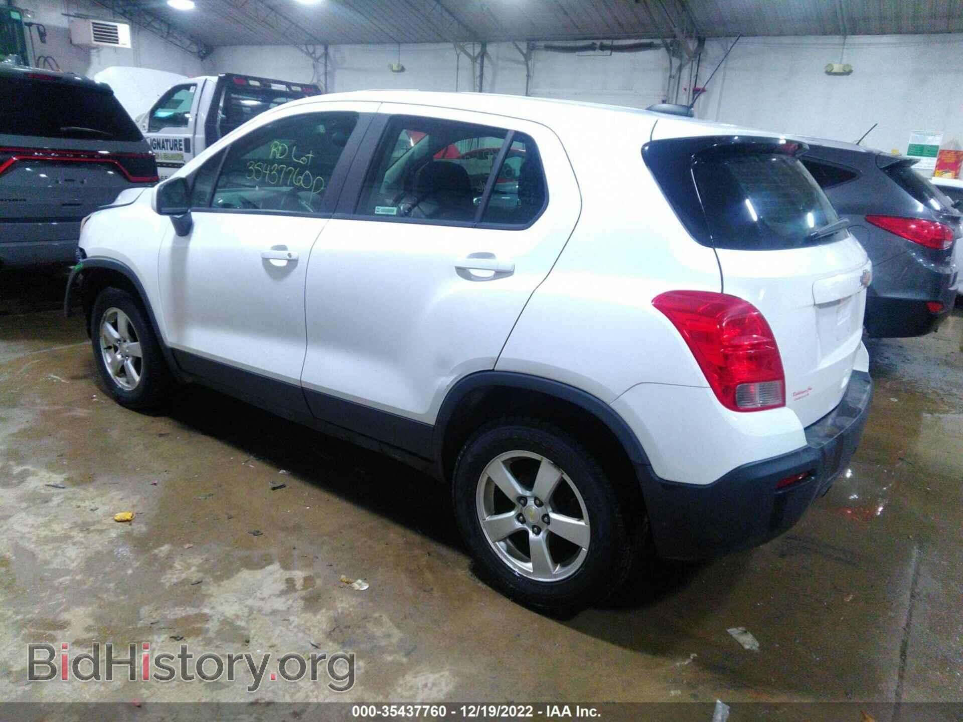 2016 CHEVROLET TRAX - VIN: 3GNCJNSB4GL234281 - Фото 3