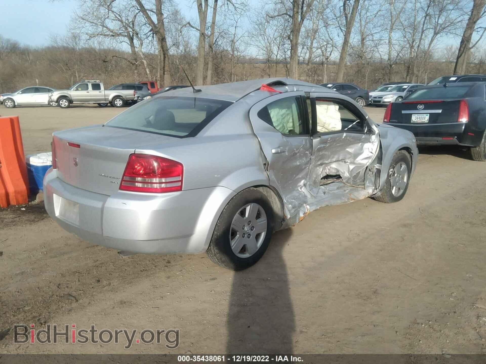 2010 DODGE AVENGER - VIN: 1B3CC4FB6AN225131 - Photo 4