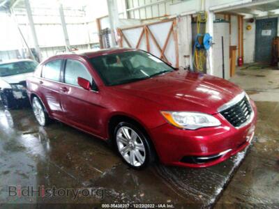 2013 Chrysler 200 LX, burgundy — VIN 1C3CCBABXDN705918, IAAI