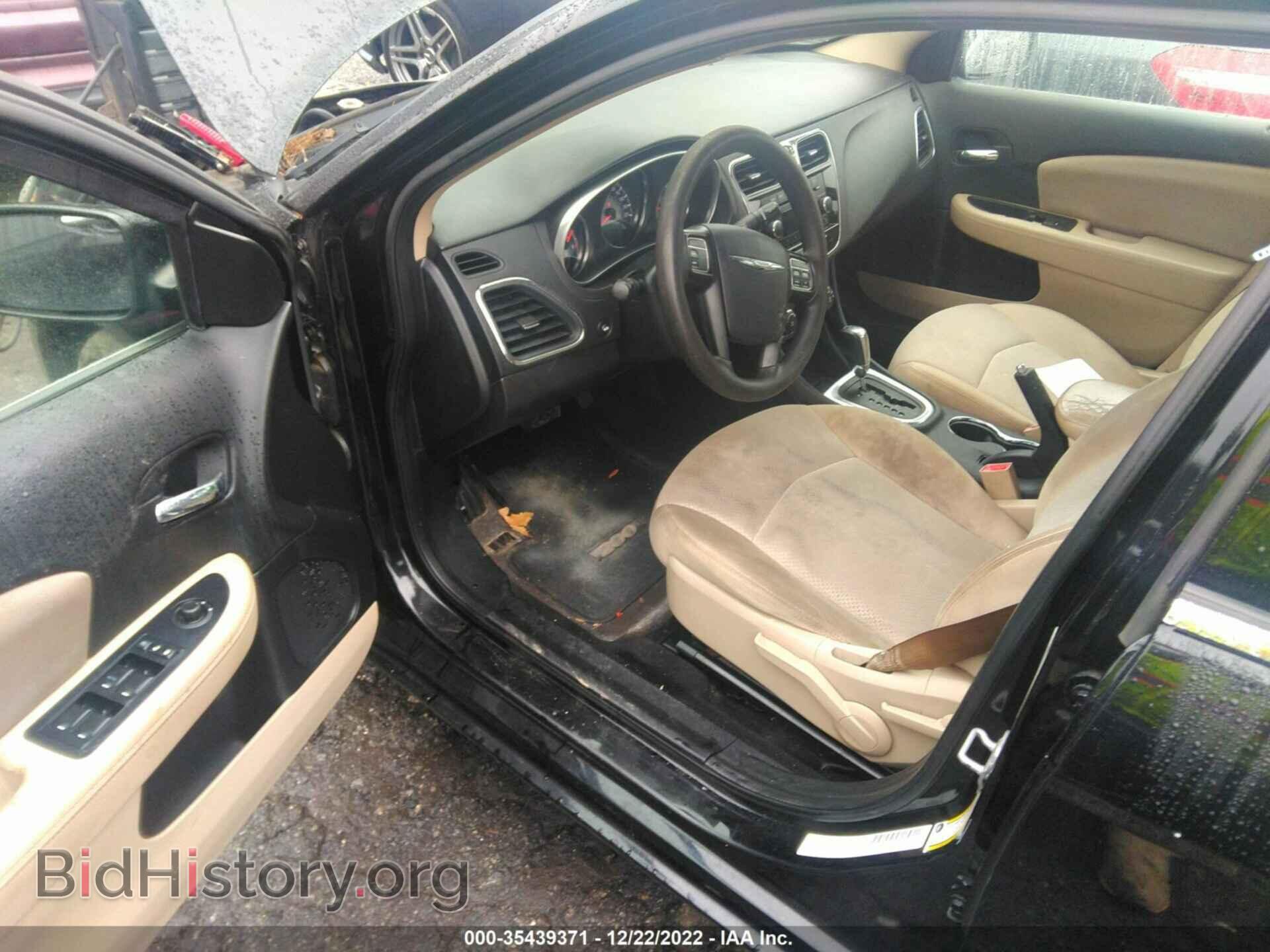 2011 CHRYSLER 200 - VIN: 1C3BC4FB3BN543000 - Фото 5