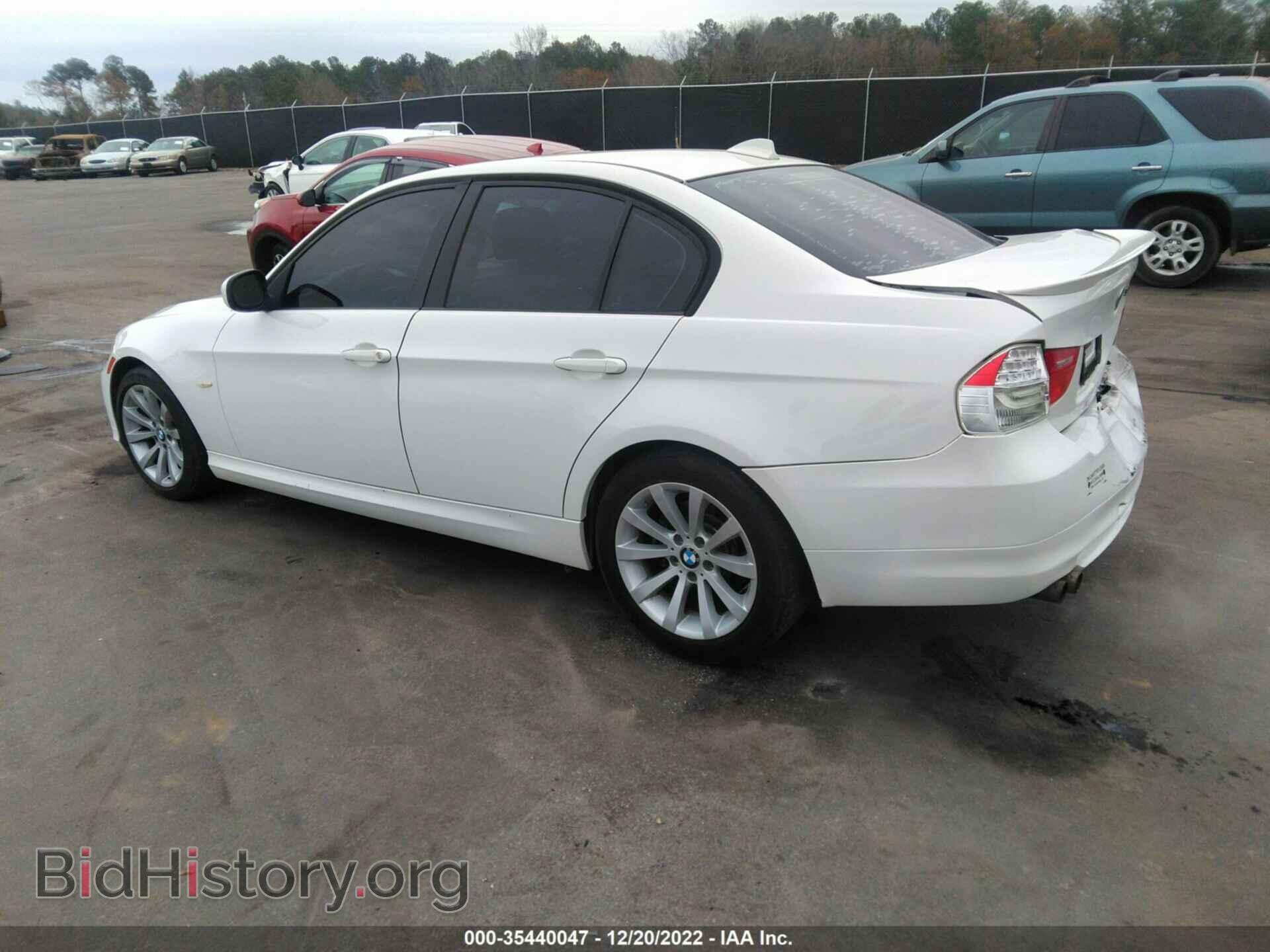 2011 BMW 3 SERIES - VIN: WBAPH5C55BF094224 - Фото 3