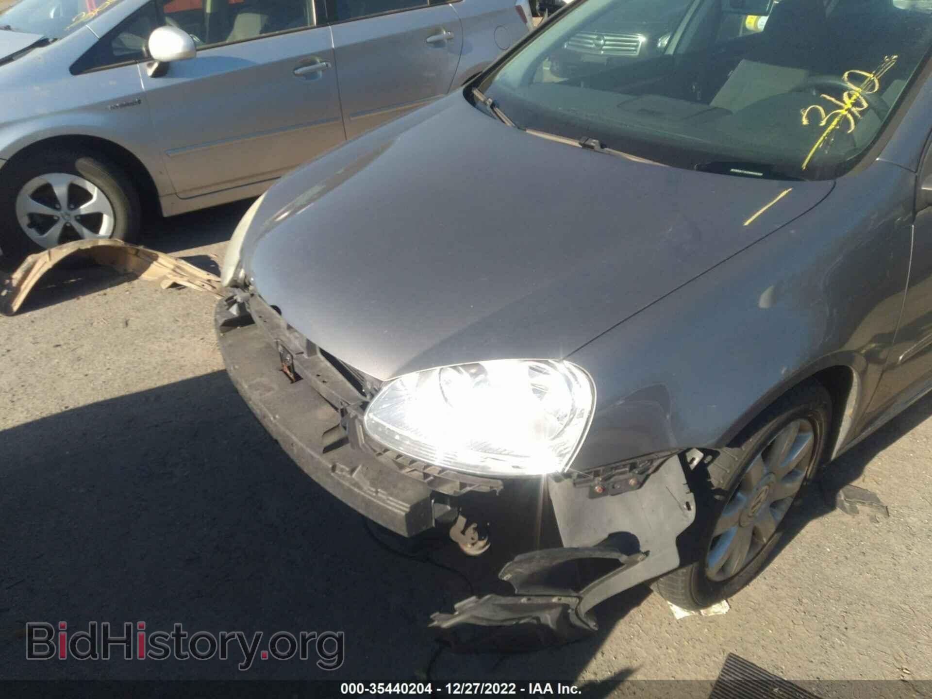 2009 VOLKSWAGEN RABBIT - VIN: WVWDA71K29W046589 - Фото 6