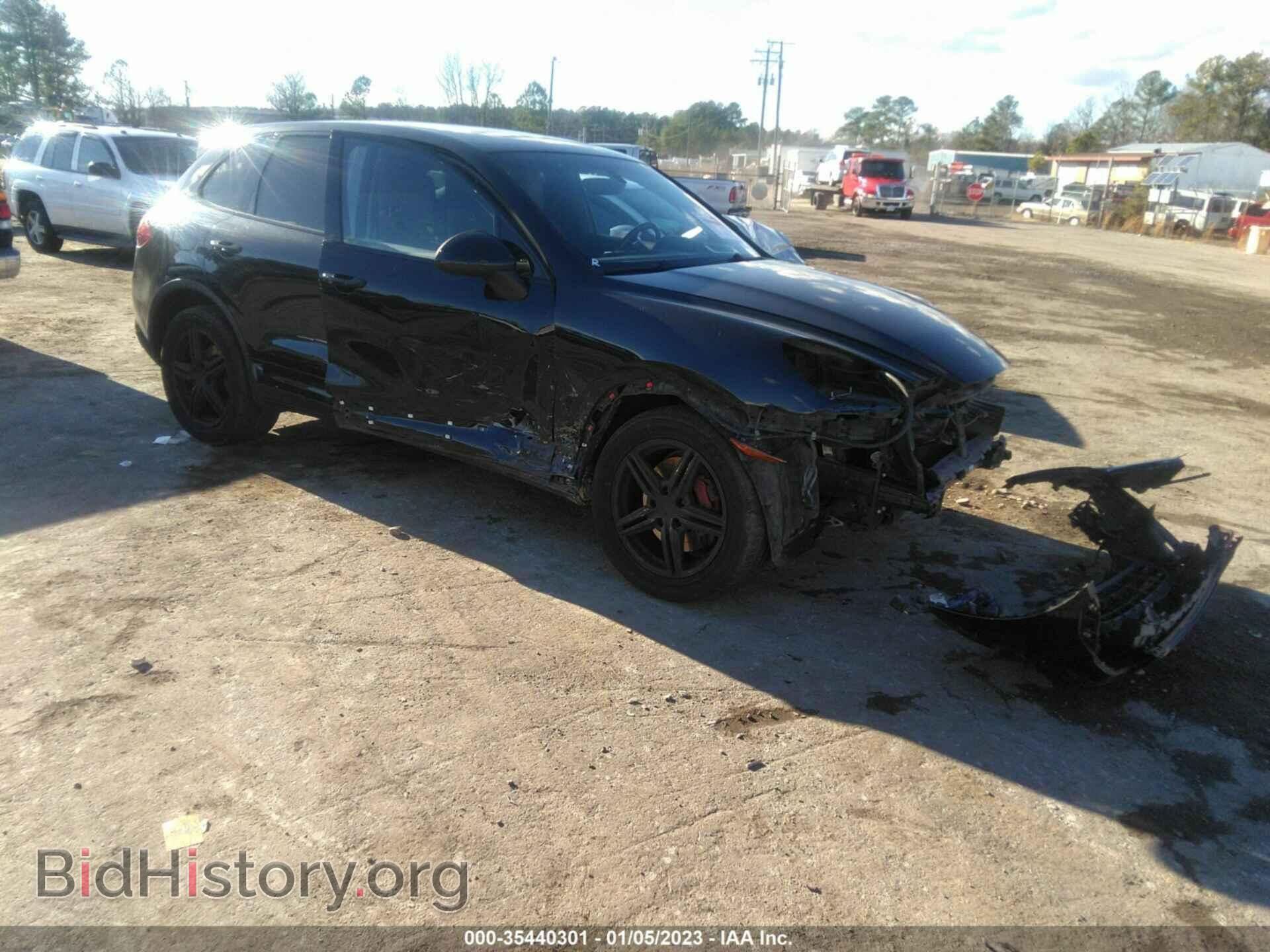 Photo WP1AB2A21BLA44440 - PORSCHE CAYENNE 2011