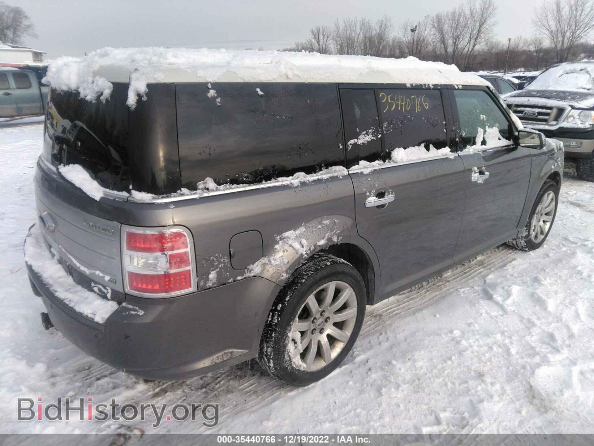 2009 FORD FLEX - VIN: 2FMEK63C89BA16480 - Фото 4