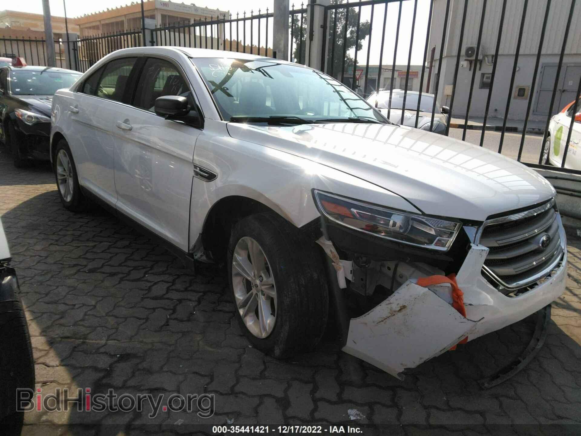 Фотография 00AHP2D89HG118292 - FORD TAURUS 2017