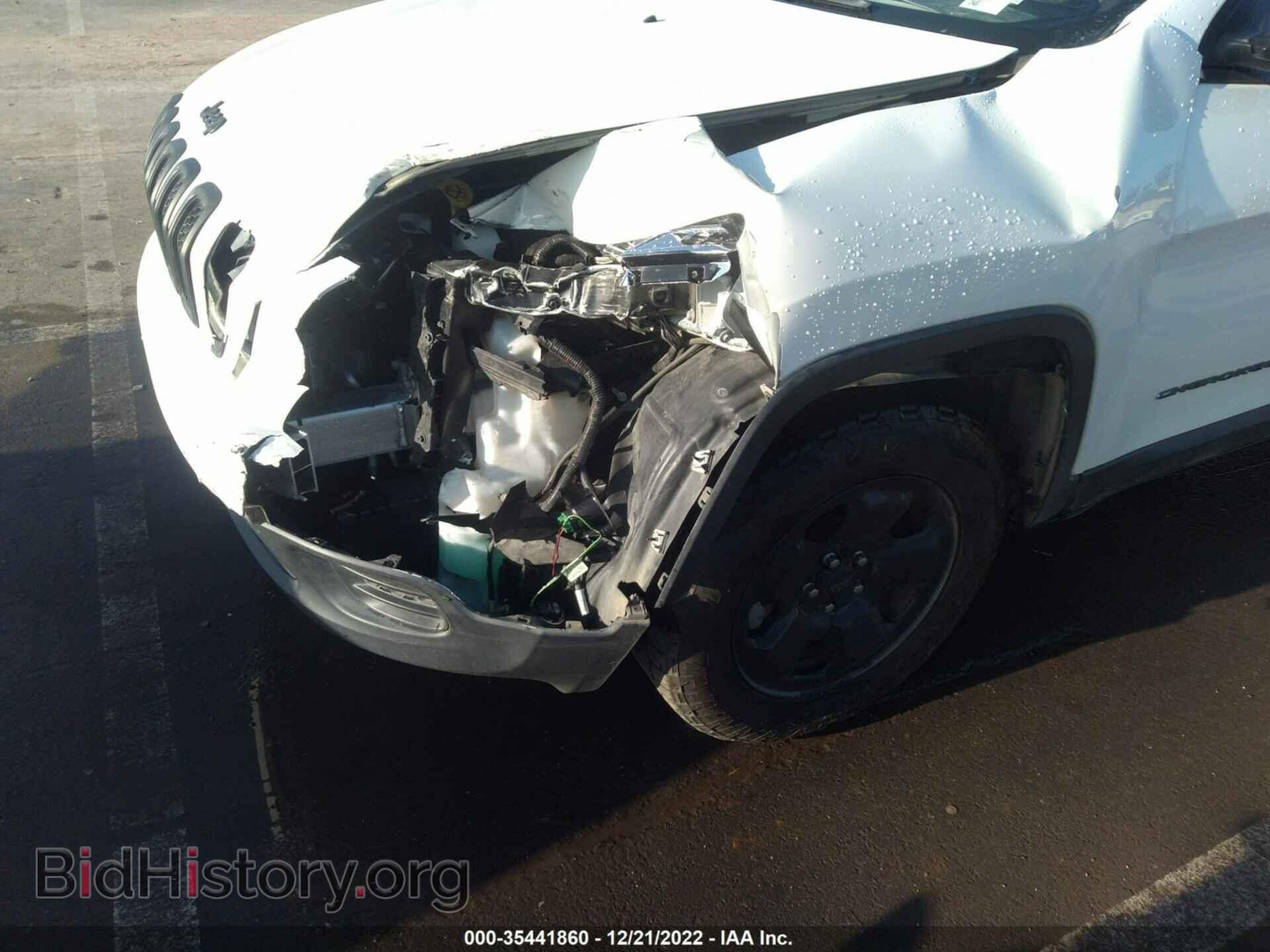 2017 JEEP CHEROKEE - VIN: 1C4PJLAB8HW619645 - Фото 6