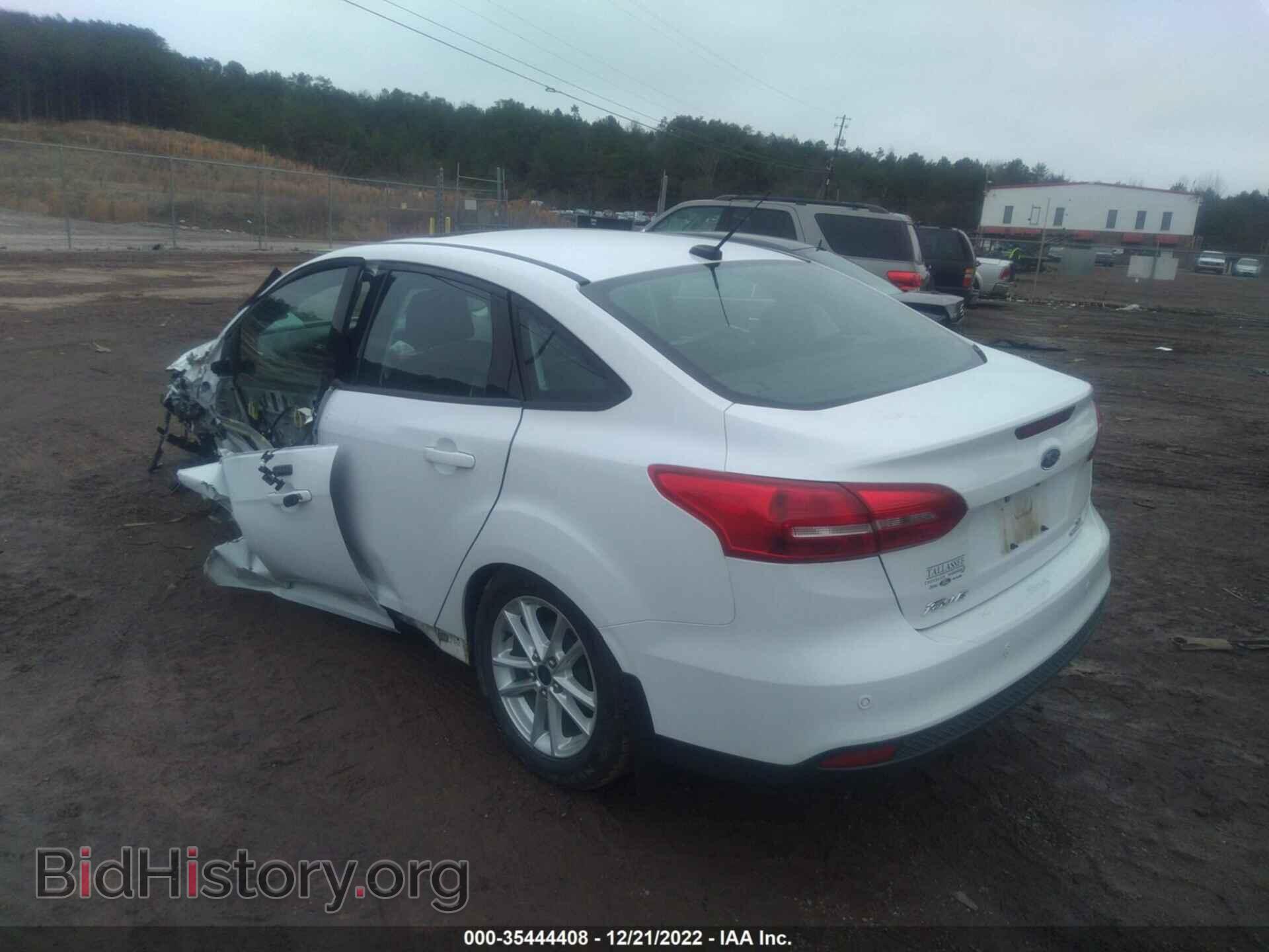 2016 FORD FOCUS - VIN: 1FADP3F28GL279638 - Фото 3