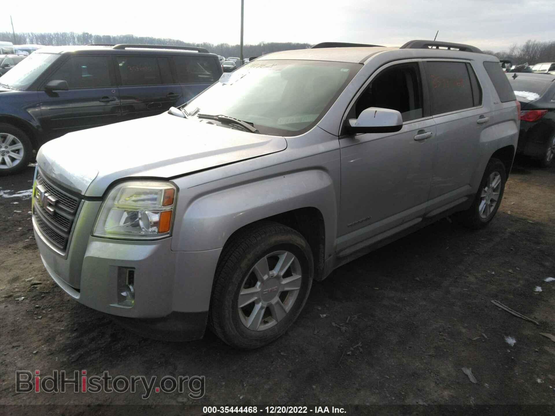 2011 GMC TERRAIN - VIN: 2CTALSEC2B6292145 - Фото 2