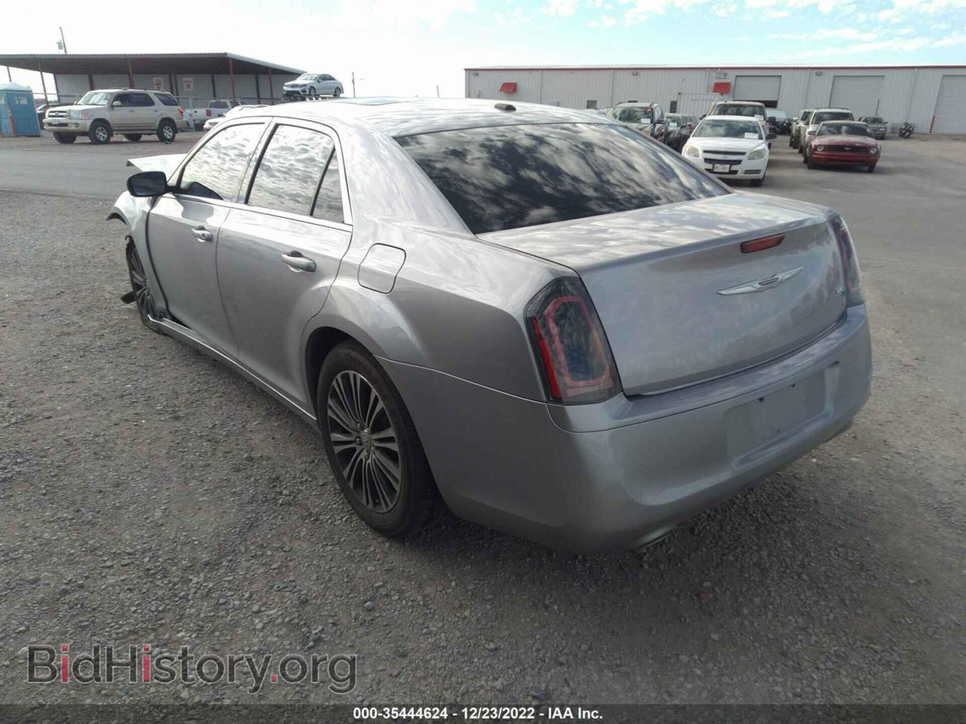 2014 CHRYSLER 300 - VIN: 2C3CCAGG8EH144500 - Фото 3