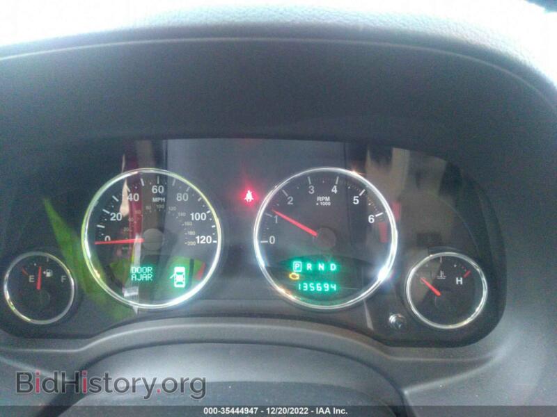 2011 Jeep COMPASS (VIN 1J4NT5FB2BD224850) — photo 7 of 11