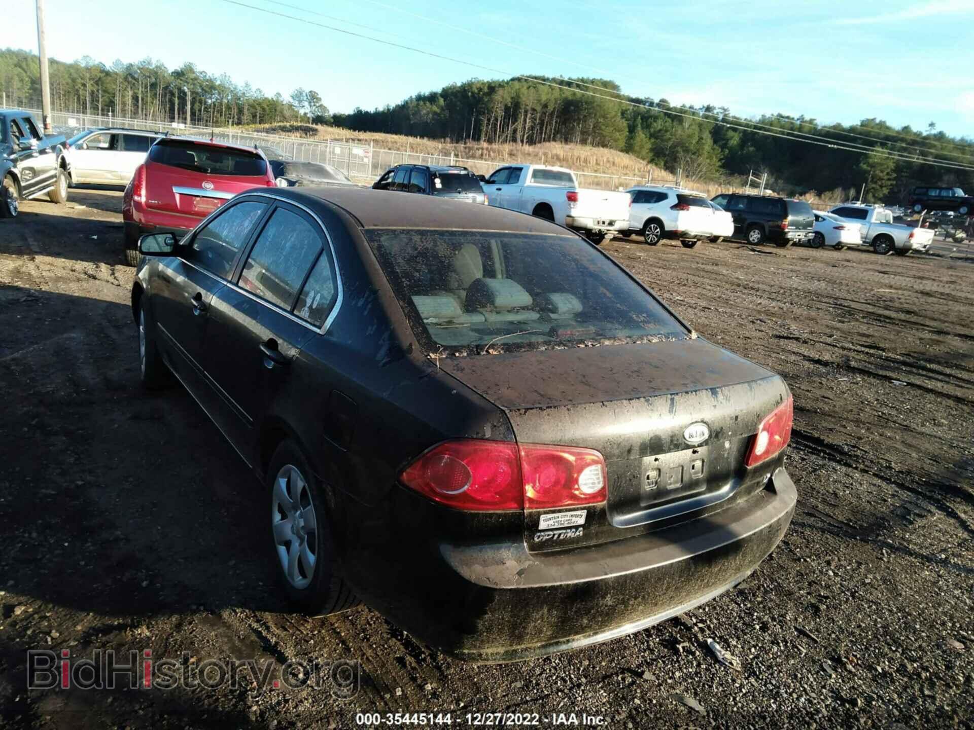 2008 KIA OPTIMA - VIN: KNAGE123585196106 - Фото 3