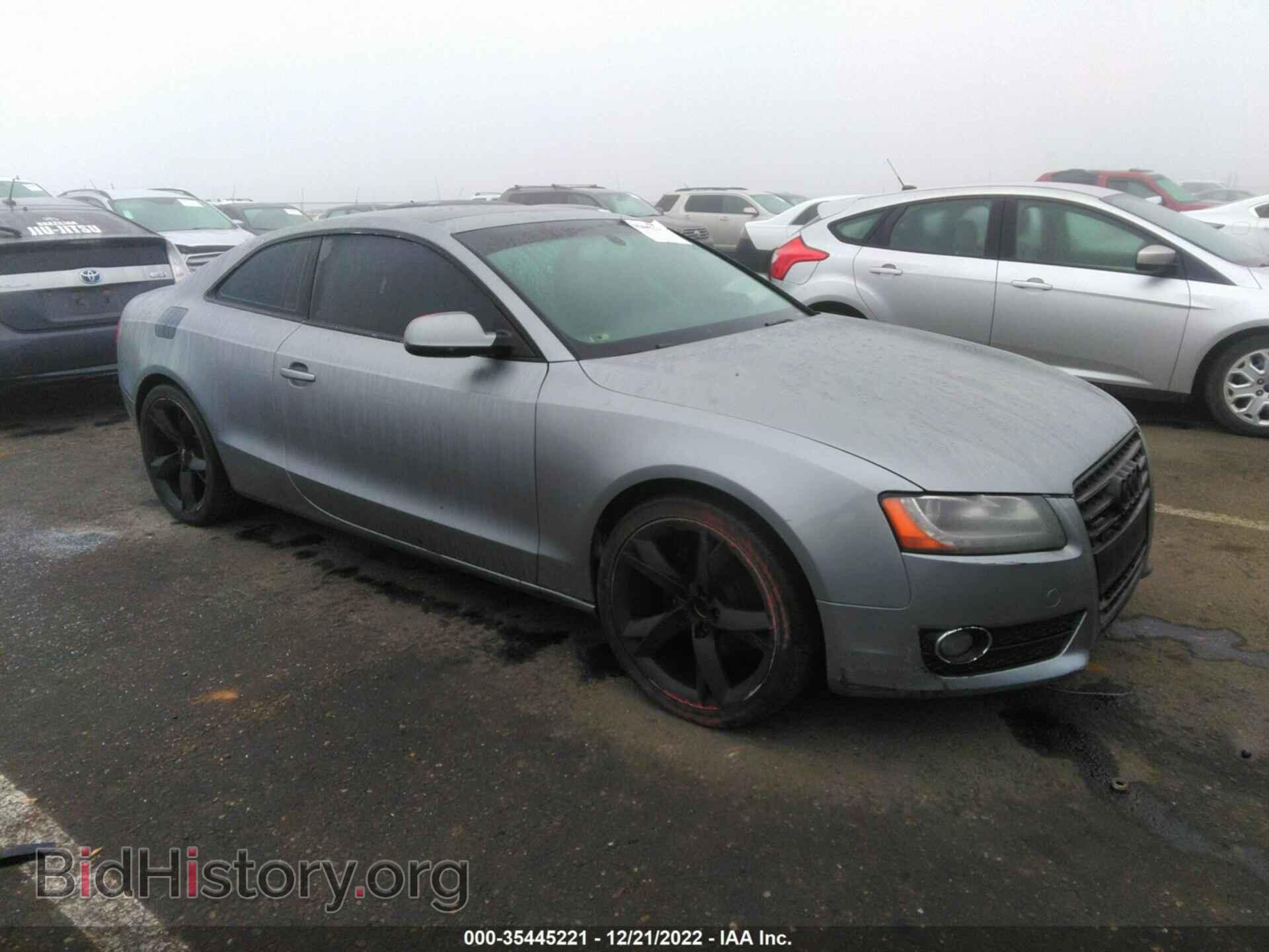 Photo WAULFAFRXBA029524 - AUDI A5 2011
