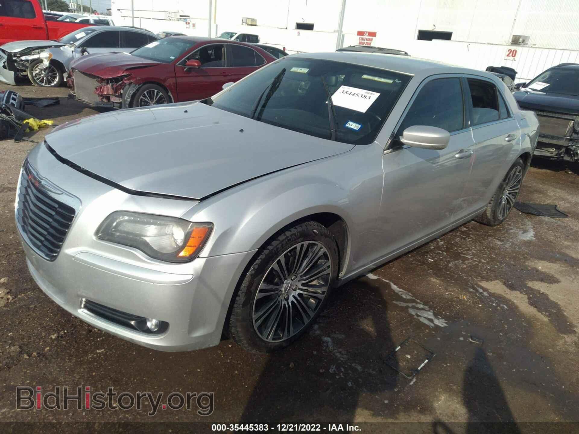 2012 CHRYSLER 300 - VIN: 2C3CCADTXCH147994 - Photo 2