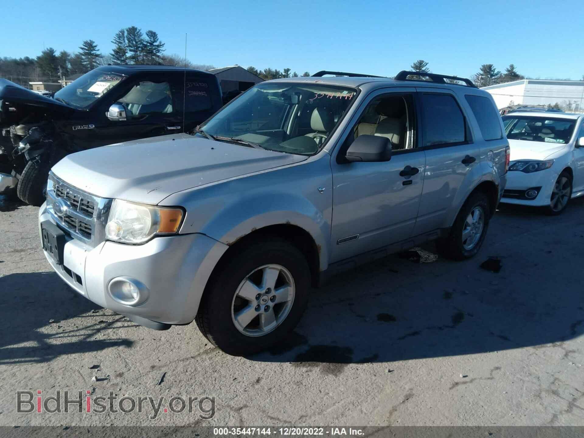2008 FORD ESCAPE - VIN: 1FMCU93128KA44636 - Фото 2