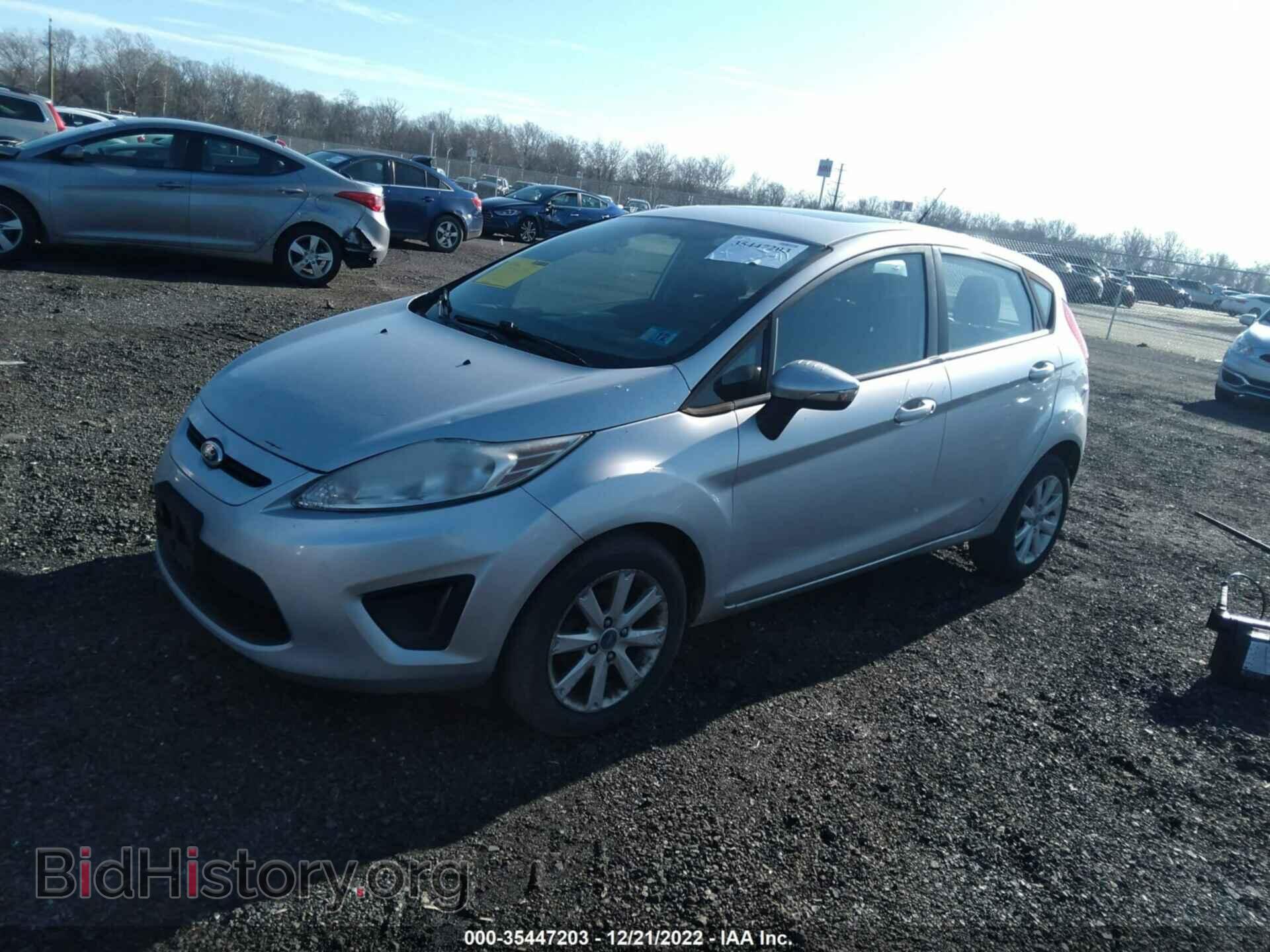 2013 FORD FIESTA - VIN: 3FADP4EJ3DM152465 - Фото 2