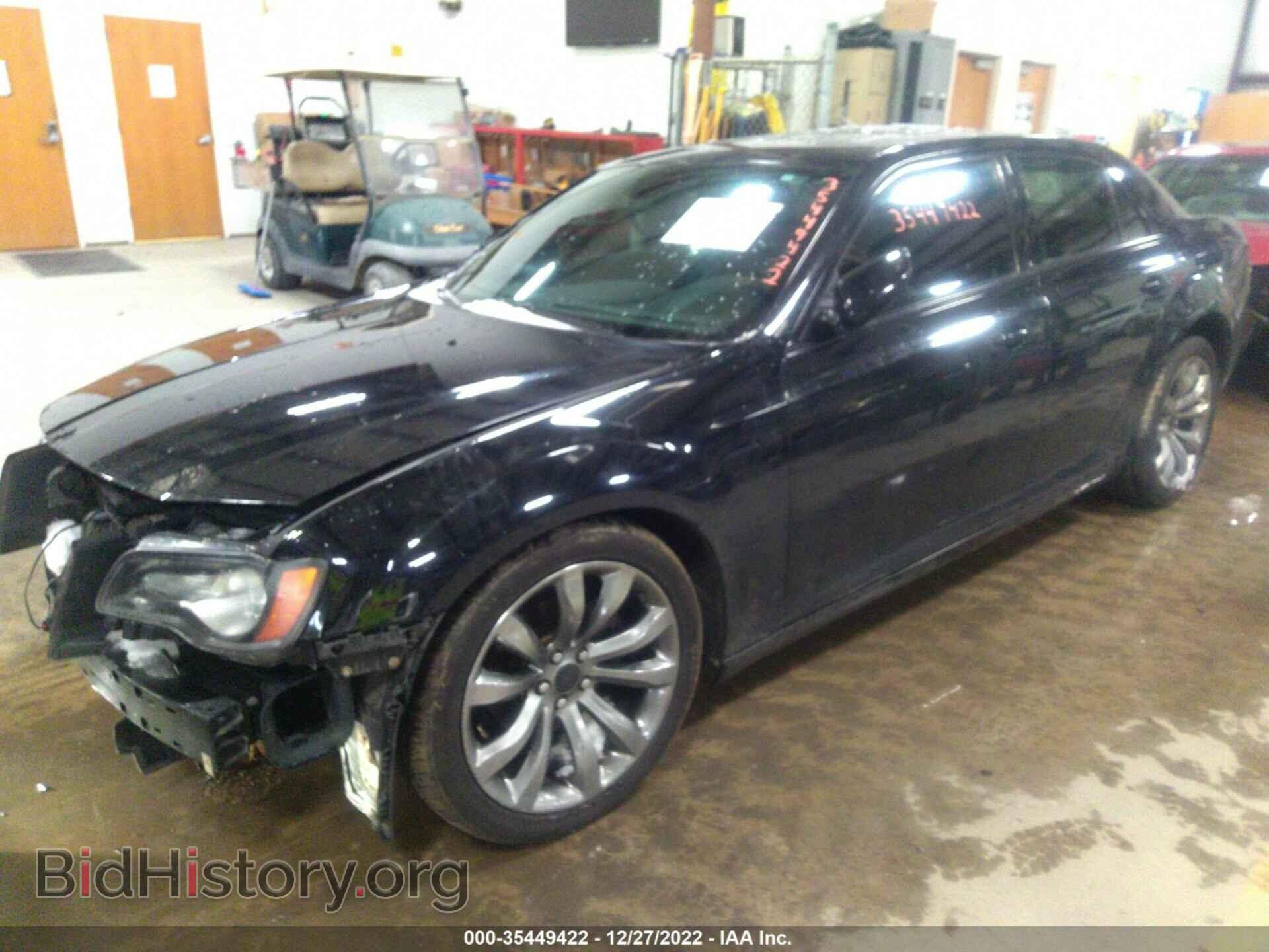 2014 CHRYSLER 300 - VIN: 2C3CCABG3EH377644 - Фото 2