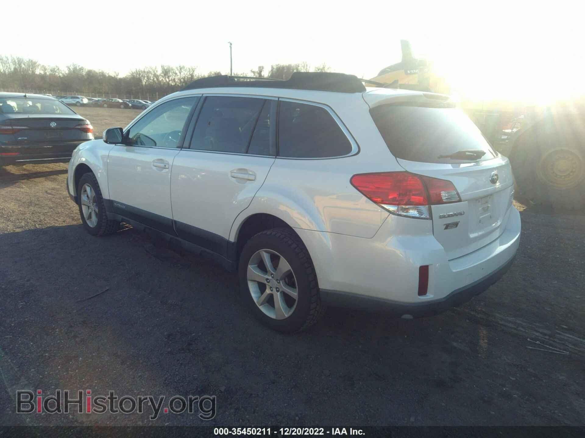 2014 SUBARU OUTBACK - VIN: 4S4BRBCC4E3328846 - Photo 3