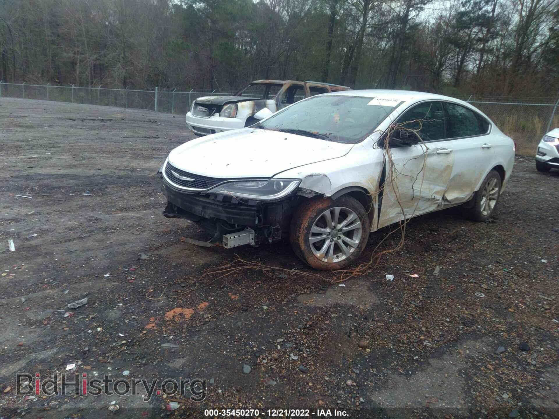 2016 CHRYSLER 200 - VIN: 1C3CCCABXGN166310 - Фото 2