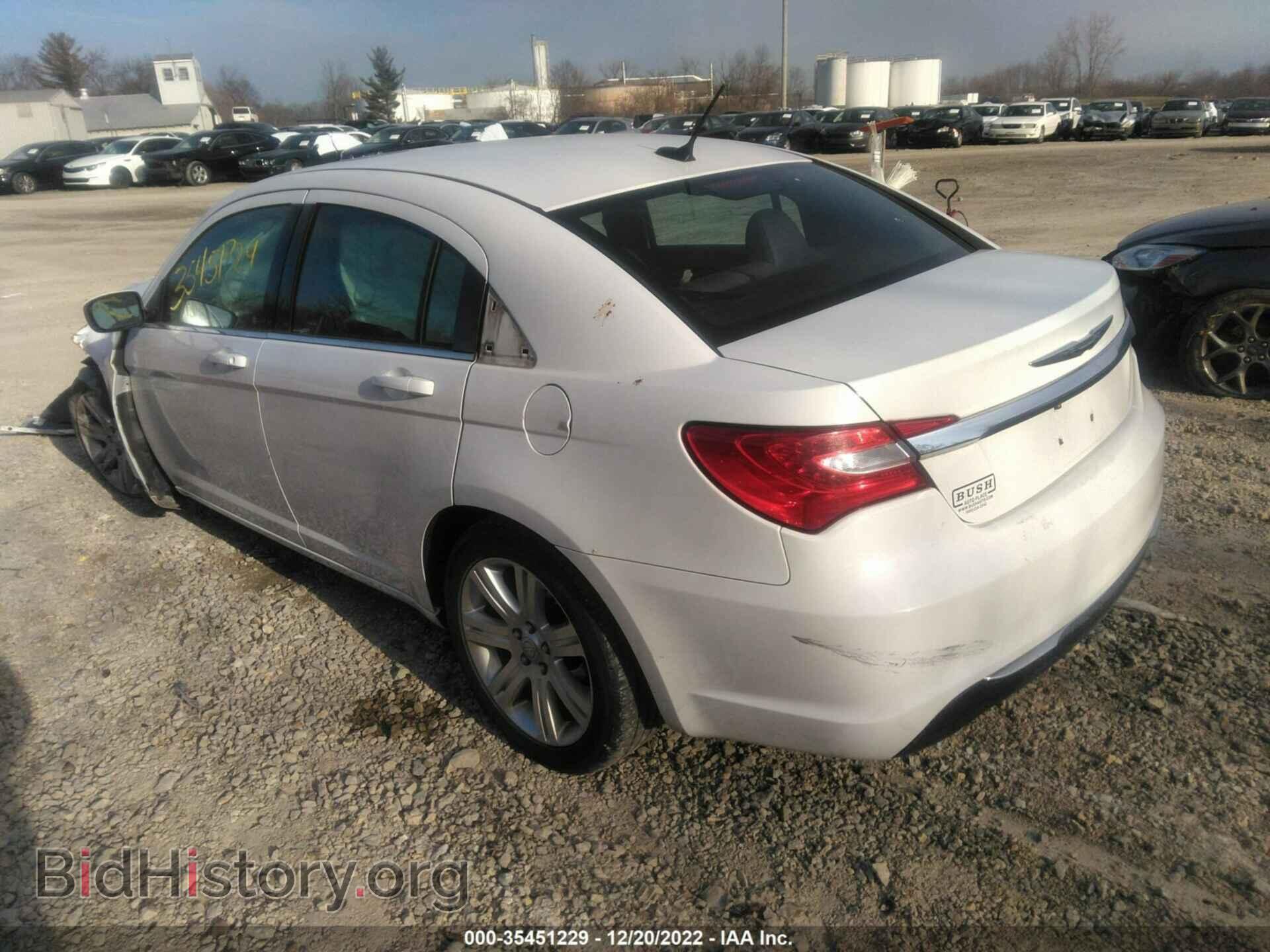 2013 CHRYSLER 200 - VIN: 1C3CCBBB4DN578100 - Photo 3